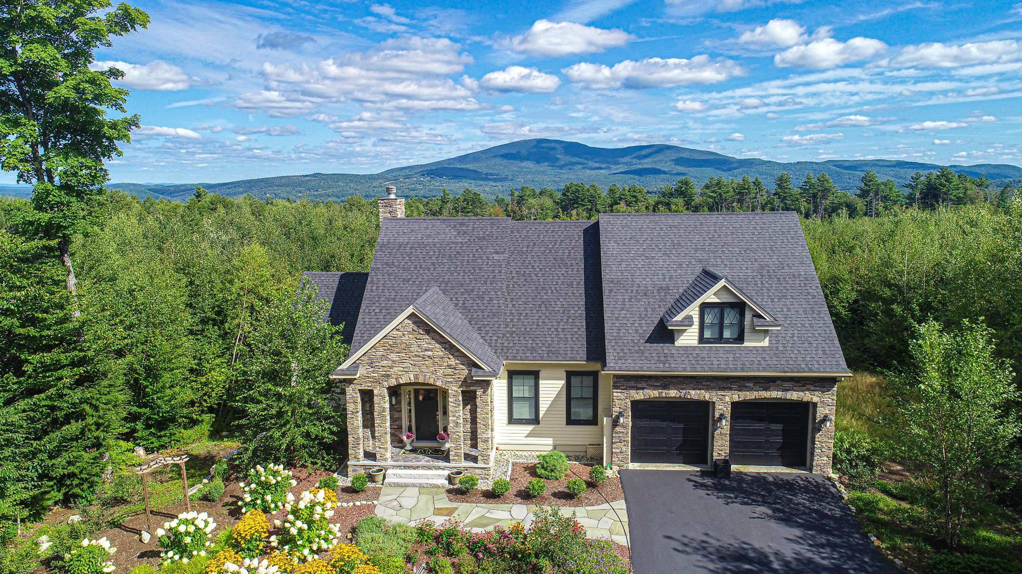 New London, NH 03257,86 Hall Farm RD