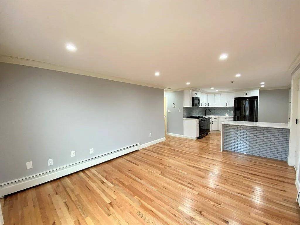 Salem, NH 03079,6 Lancelot CT #30