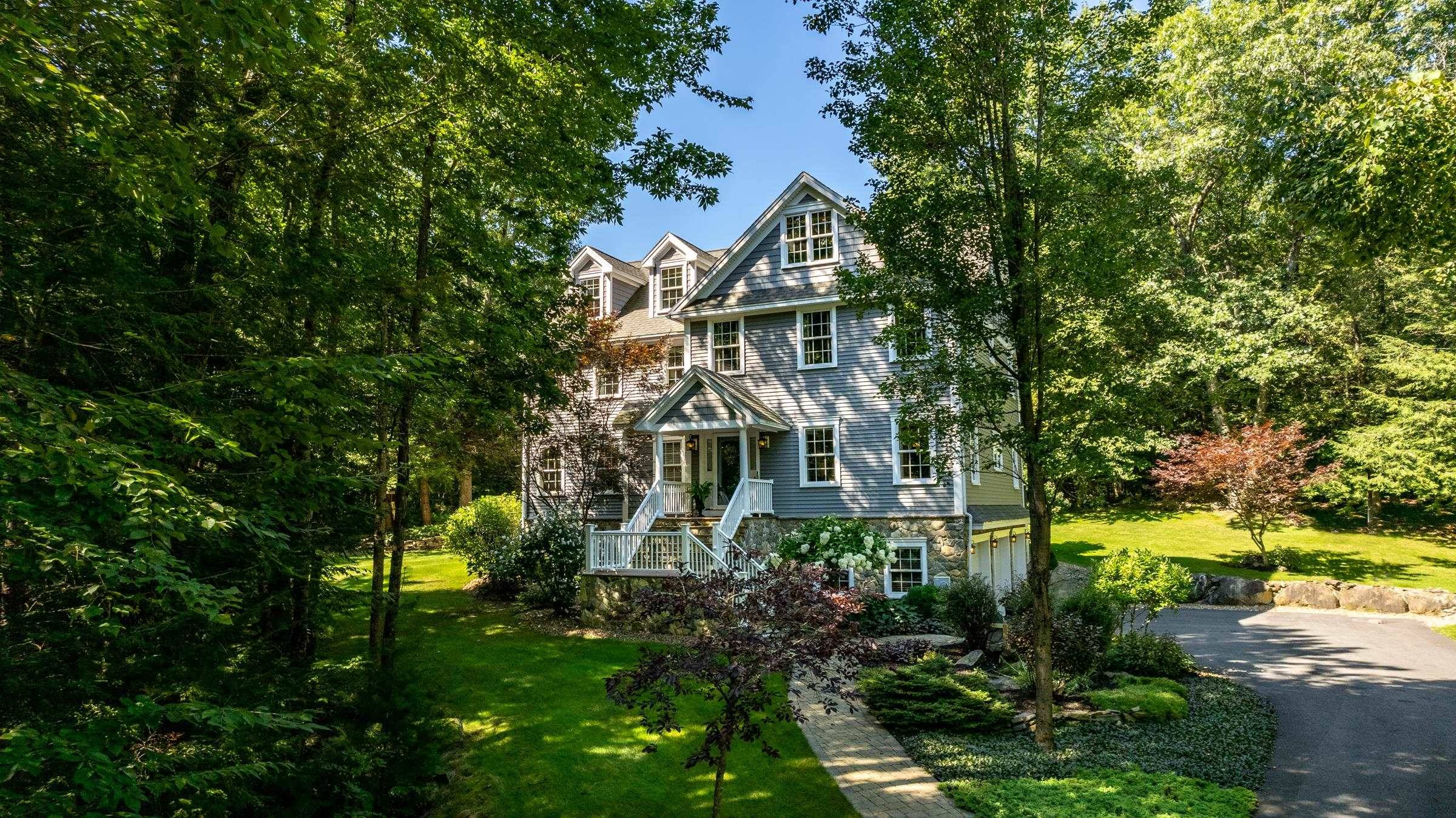 Exeter, NH 03833,3 Moore LN