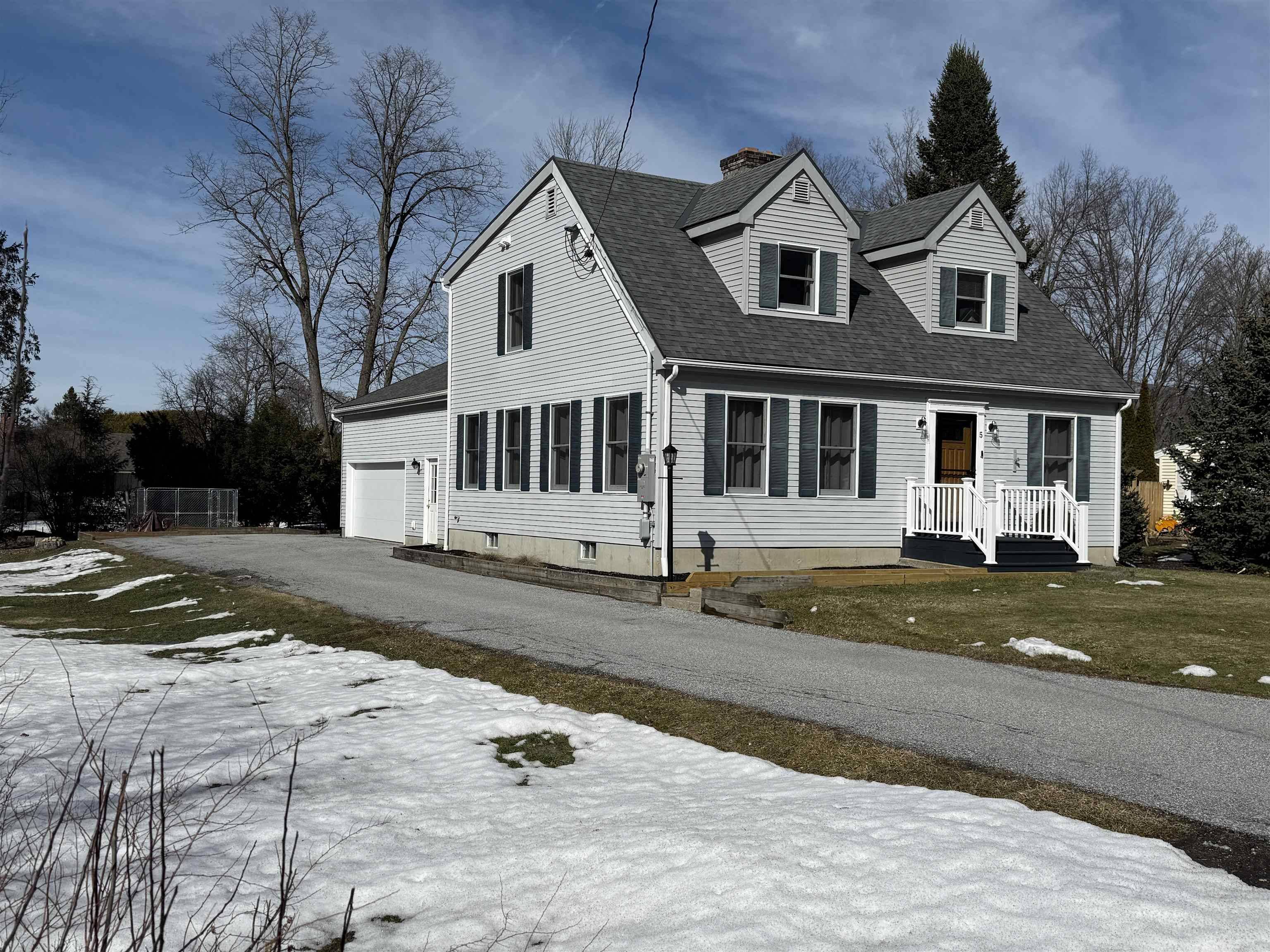 Rutland City, VT 05701,5 Emeritus ST