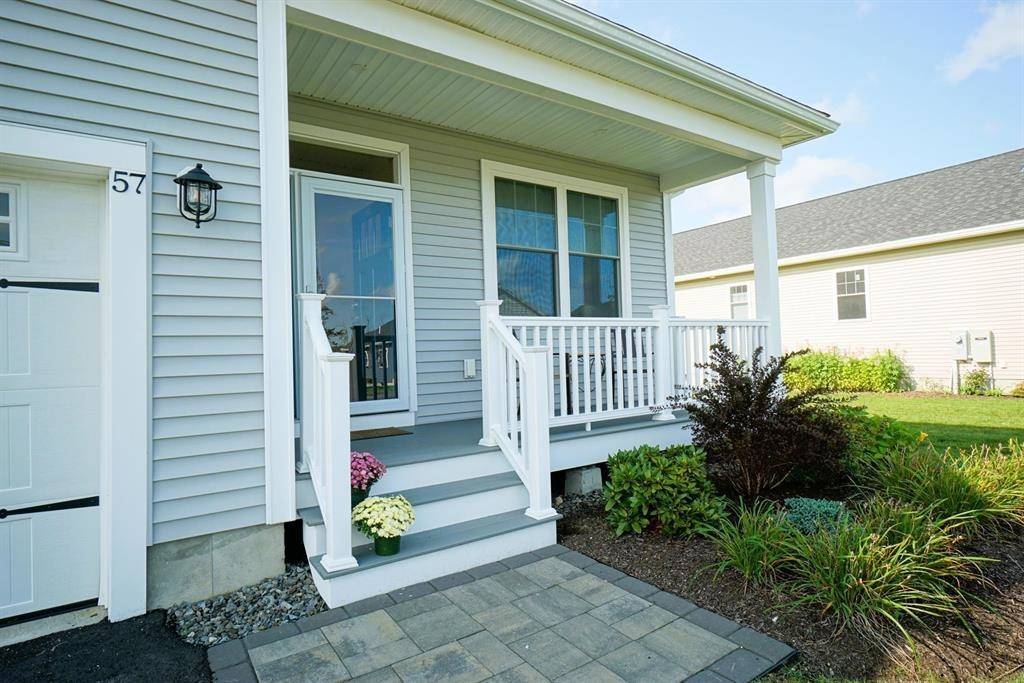 Raymond, NH 03077,57 Blackstone DR