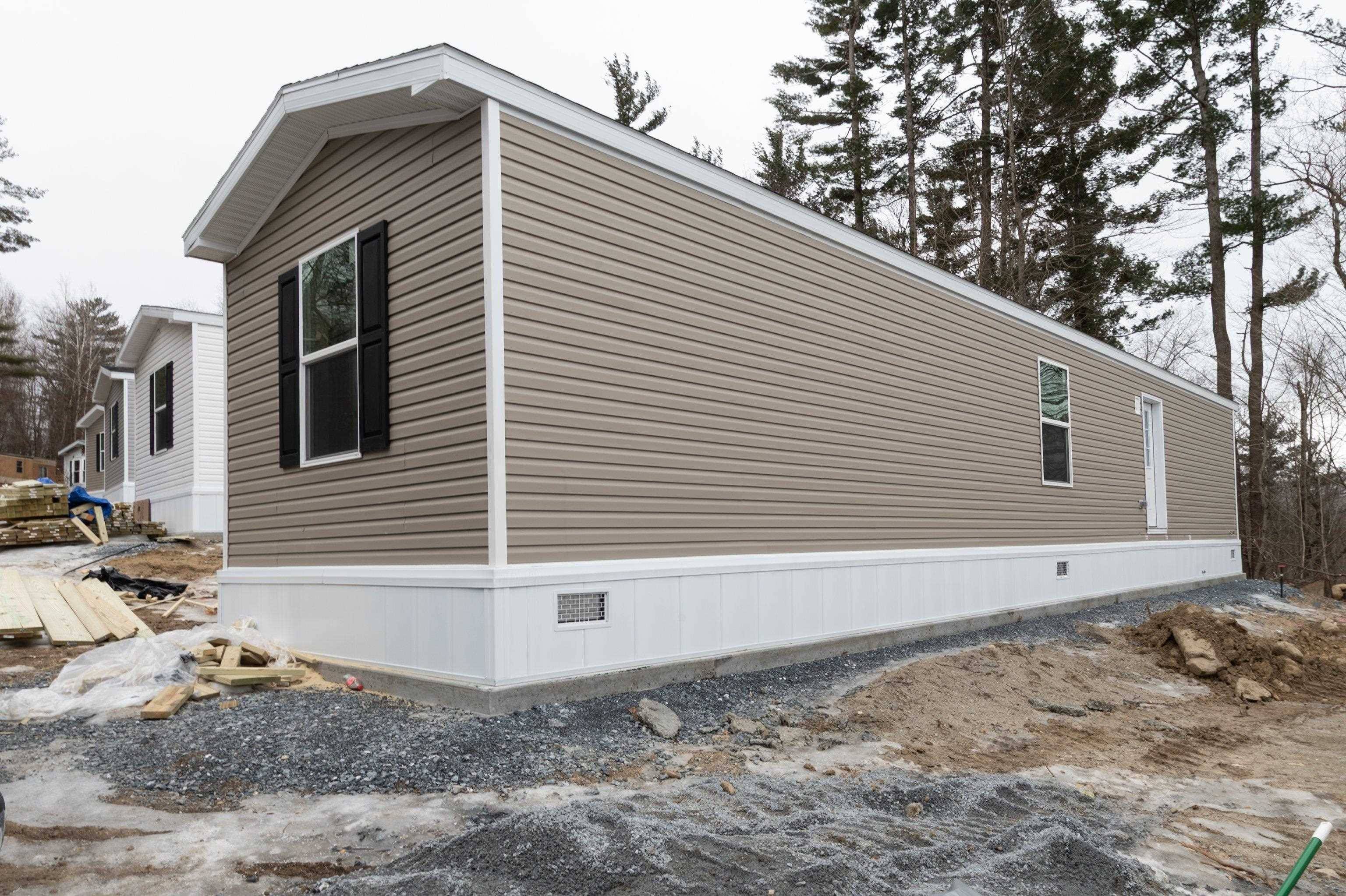 Bennington, VT 05201,72 Ethans WAY