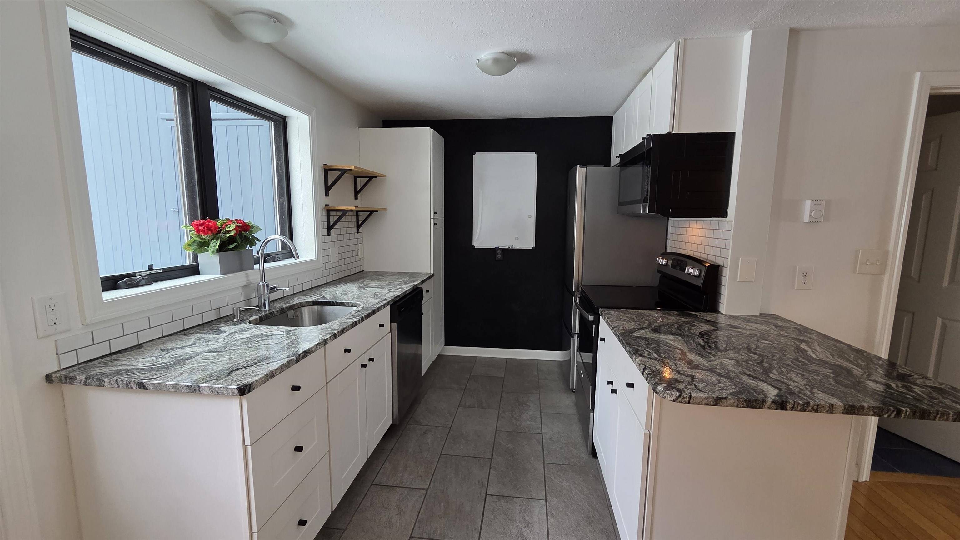 5 College HL Hanover, NH 03755