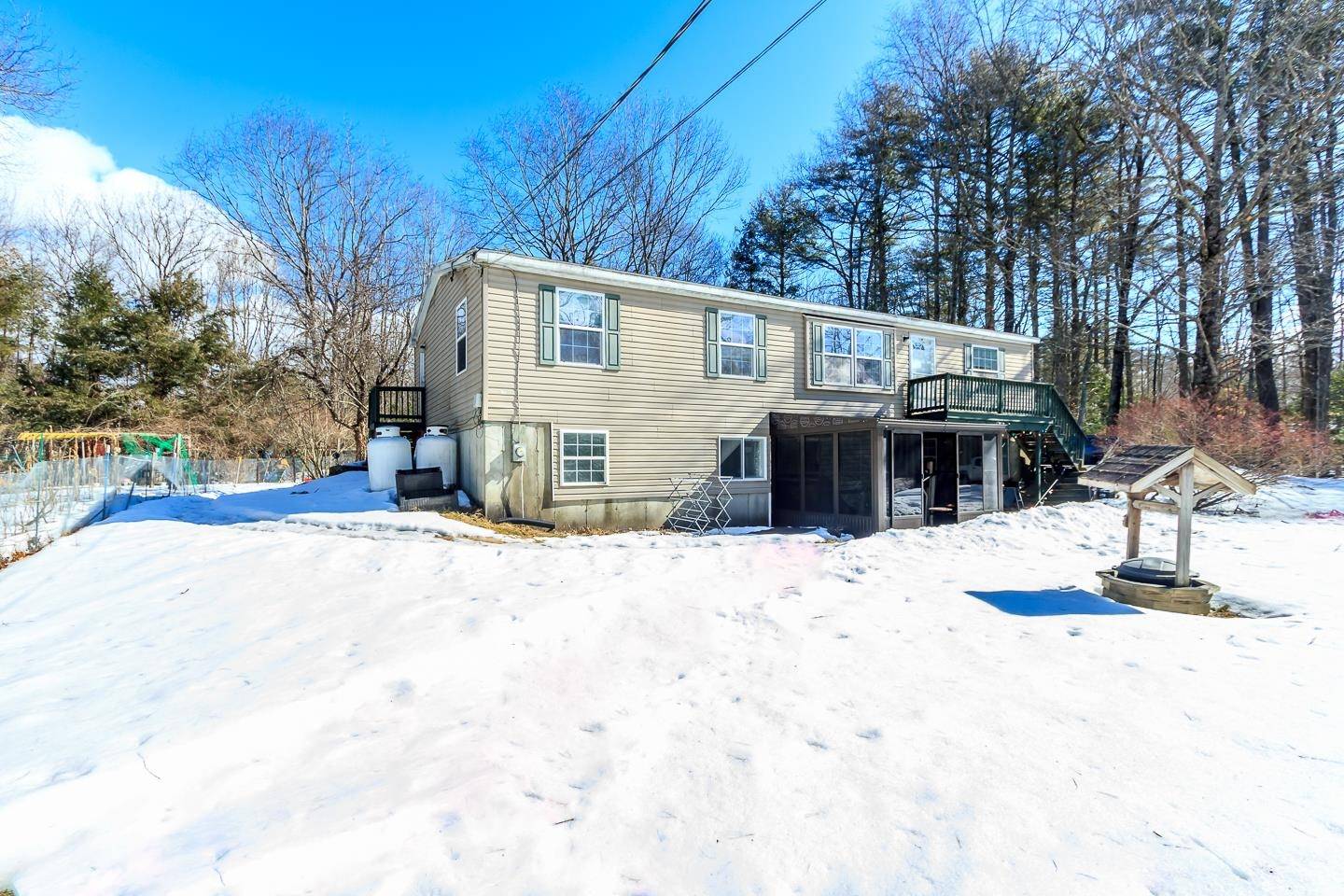 Barrington, NH 03825,135 Province RD