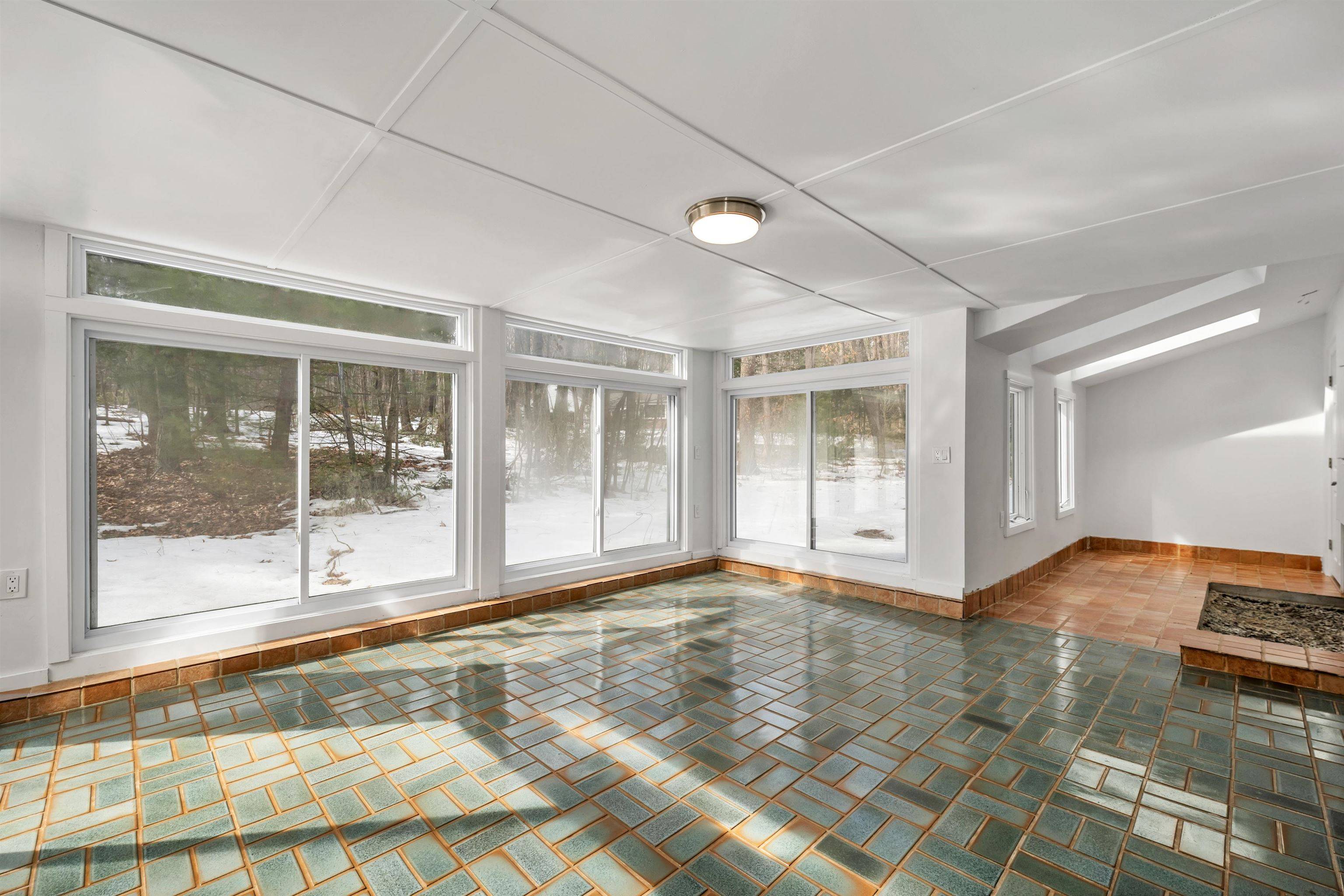 217 Liberty Hill RD Bedford, NH 03110
