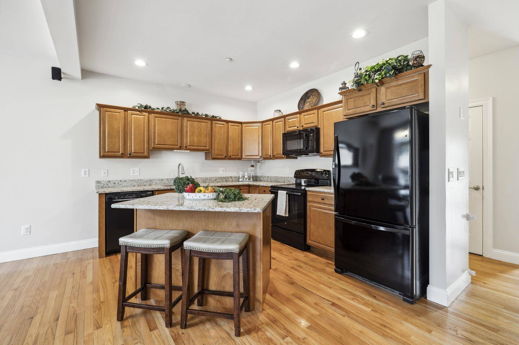 Fremont, NH 03044,624 Main ST #Unit 2
