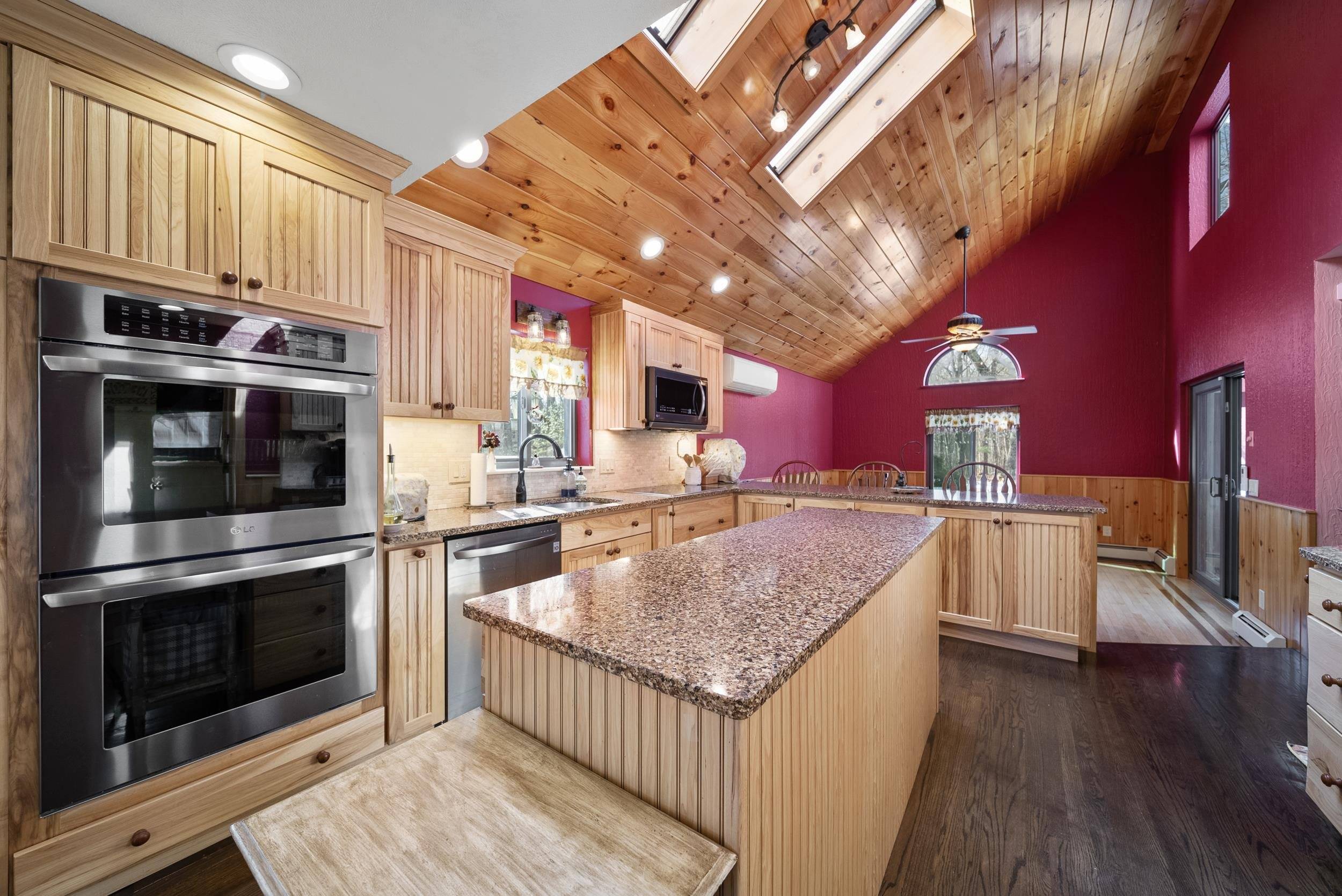 Derry, NH 03038,2 Remington CT