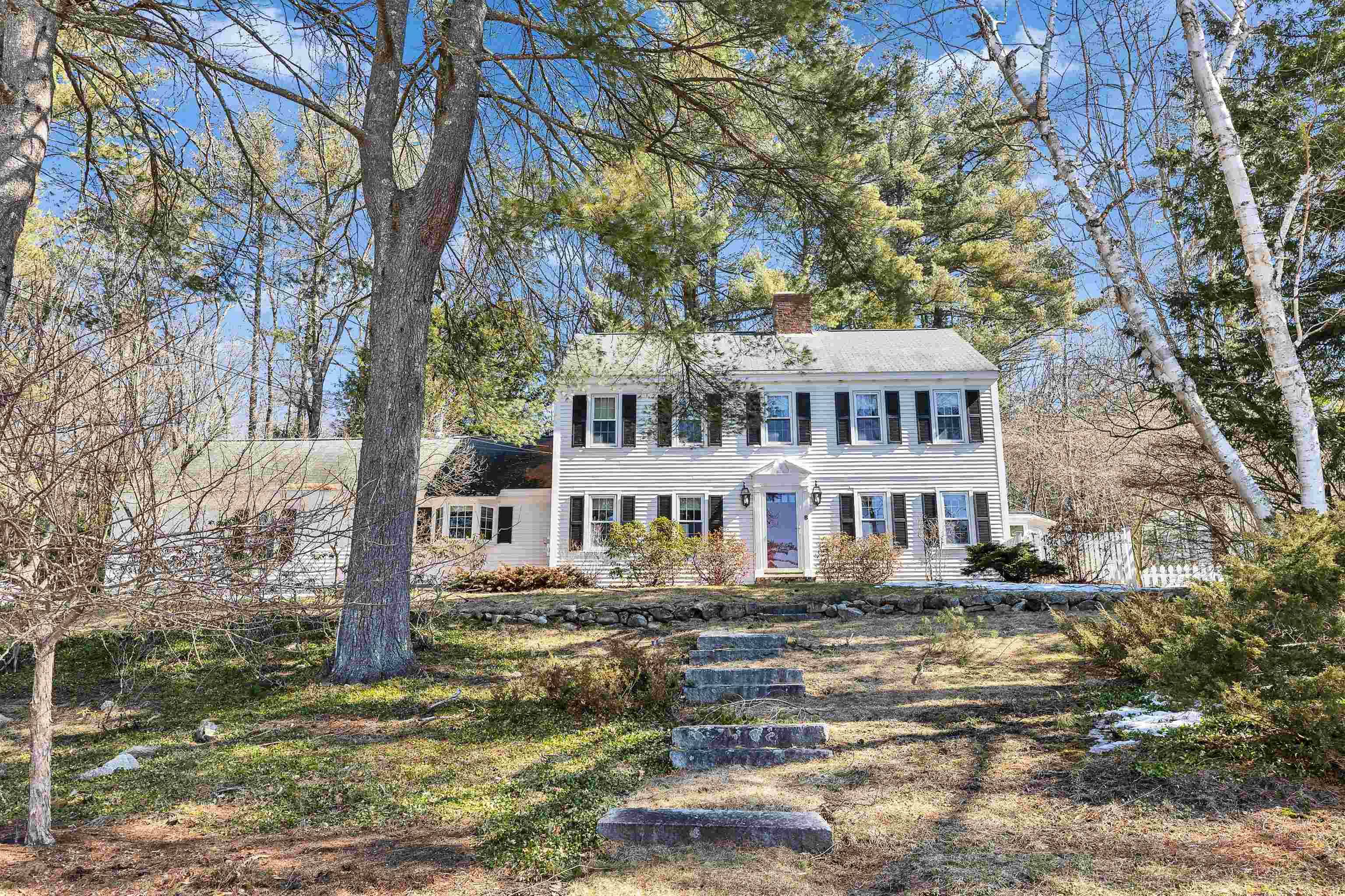 Amherst, NH 03031,8 Oak Hill DR