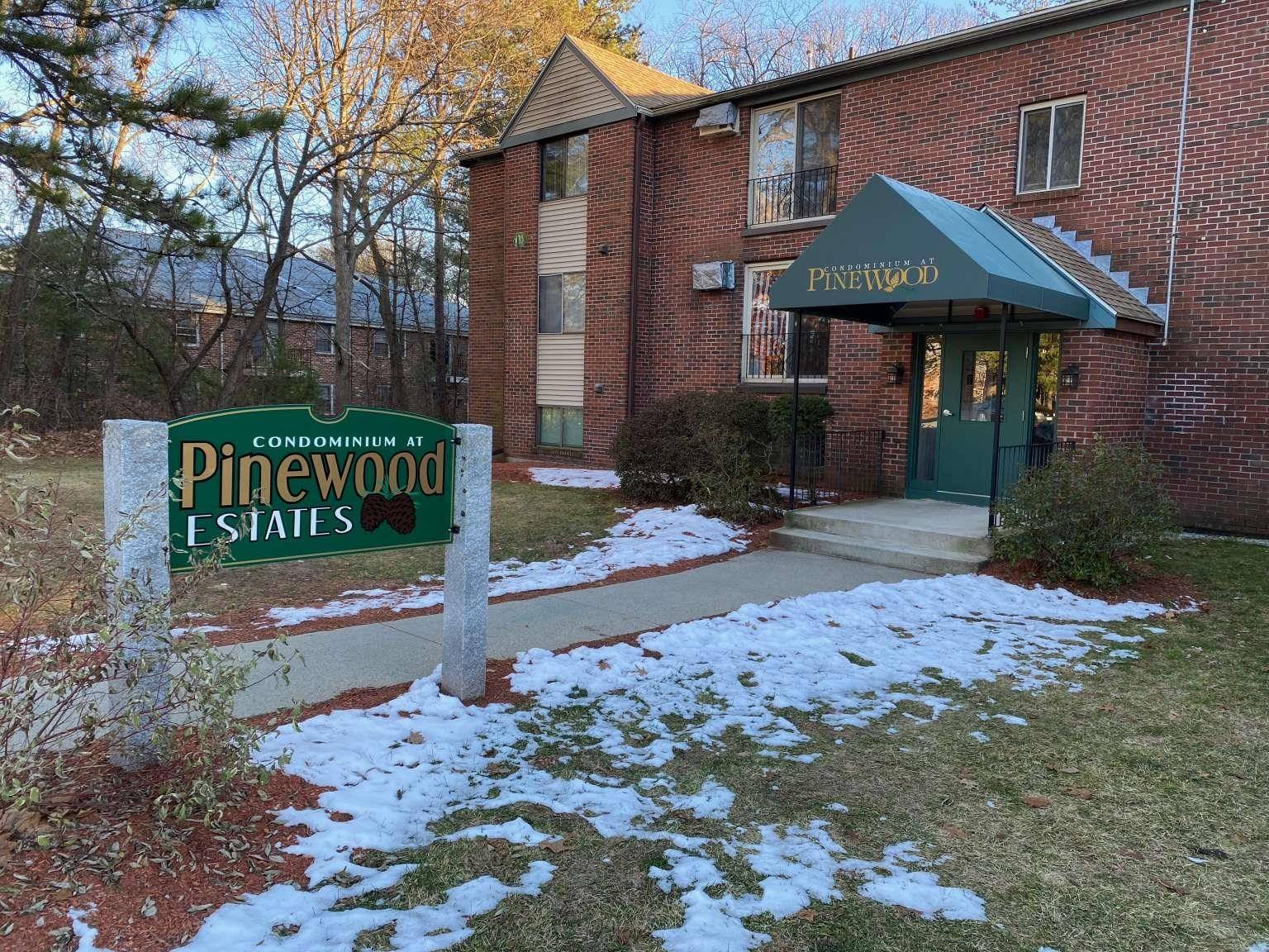 Manchester, NH 03102,127 English Village RD #103