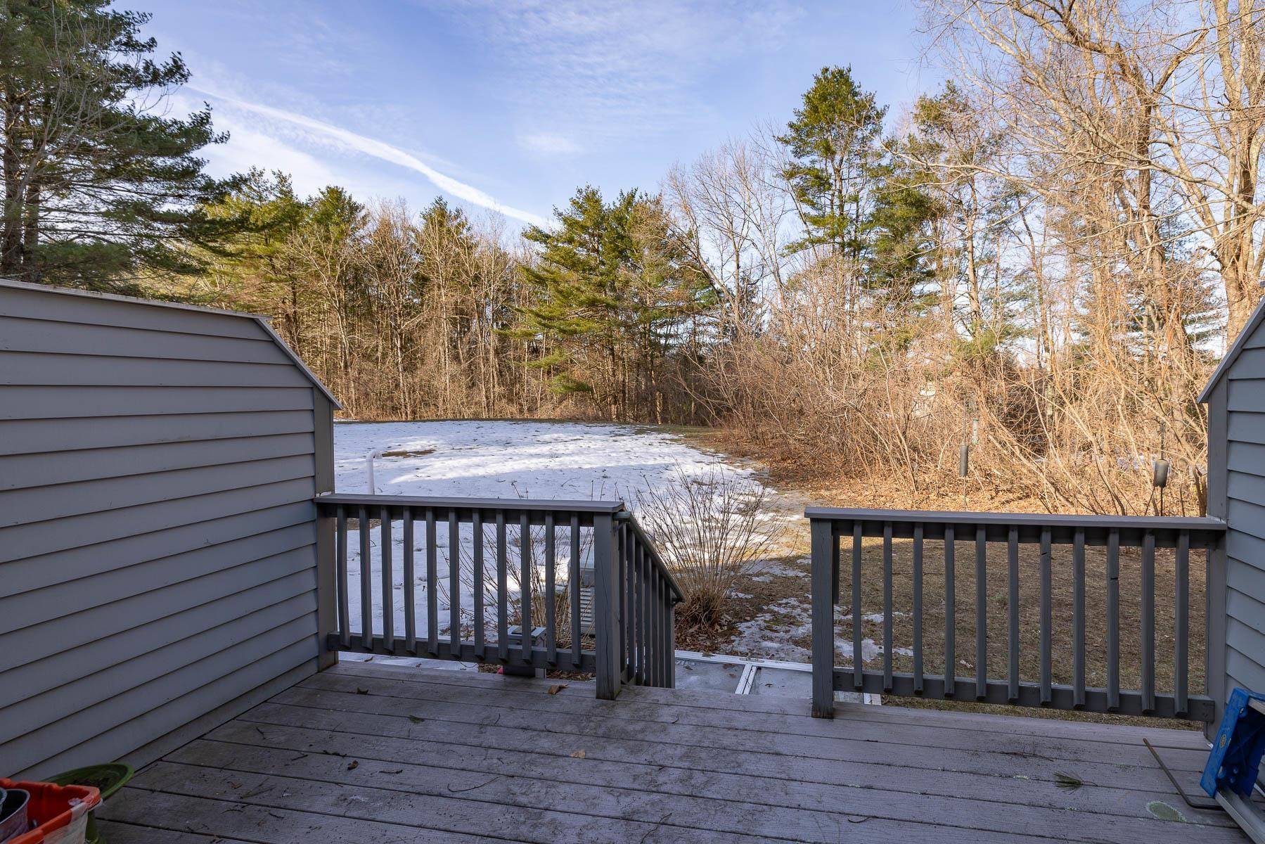 Stratham, NH 03885,80 Glengarry DR #80