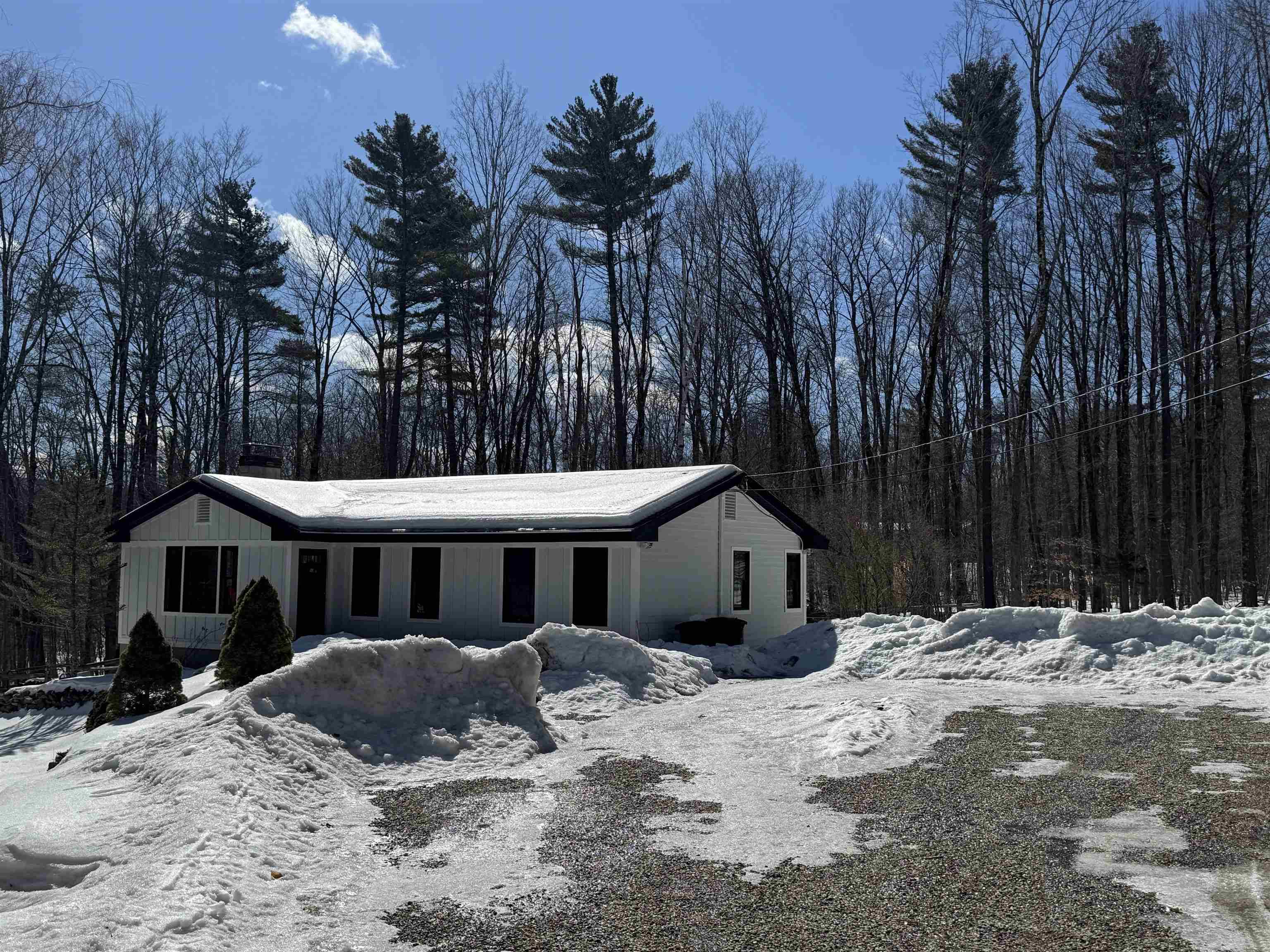 Manchester, VT 05255,397 Powderhorn RD