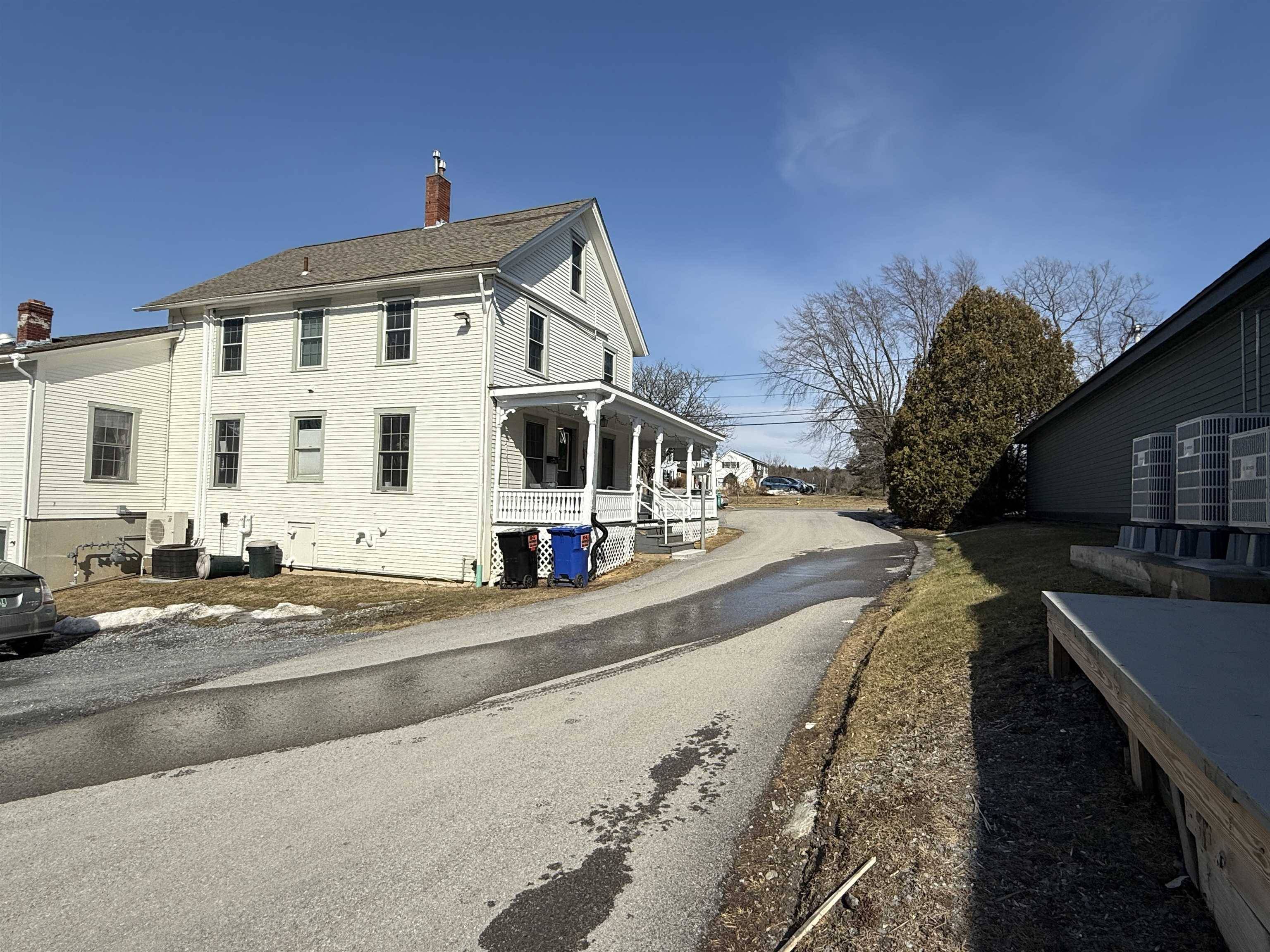 Middlebury, VT 05753,102 B Court ST
