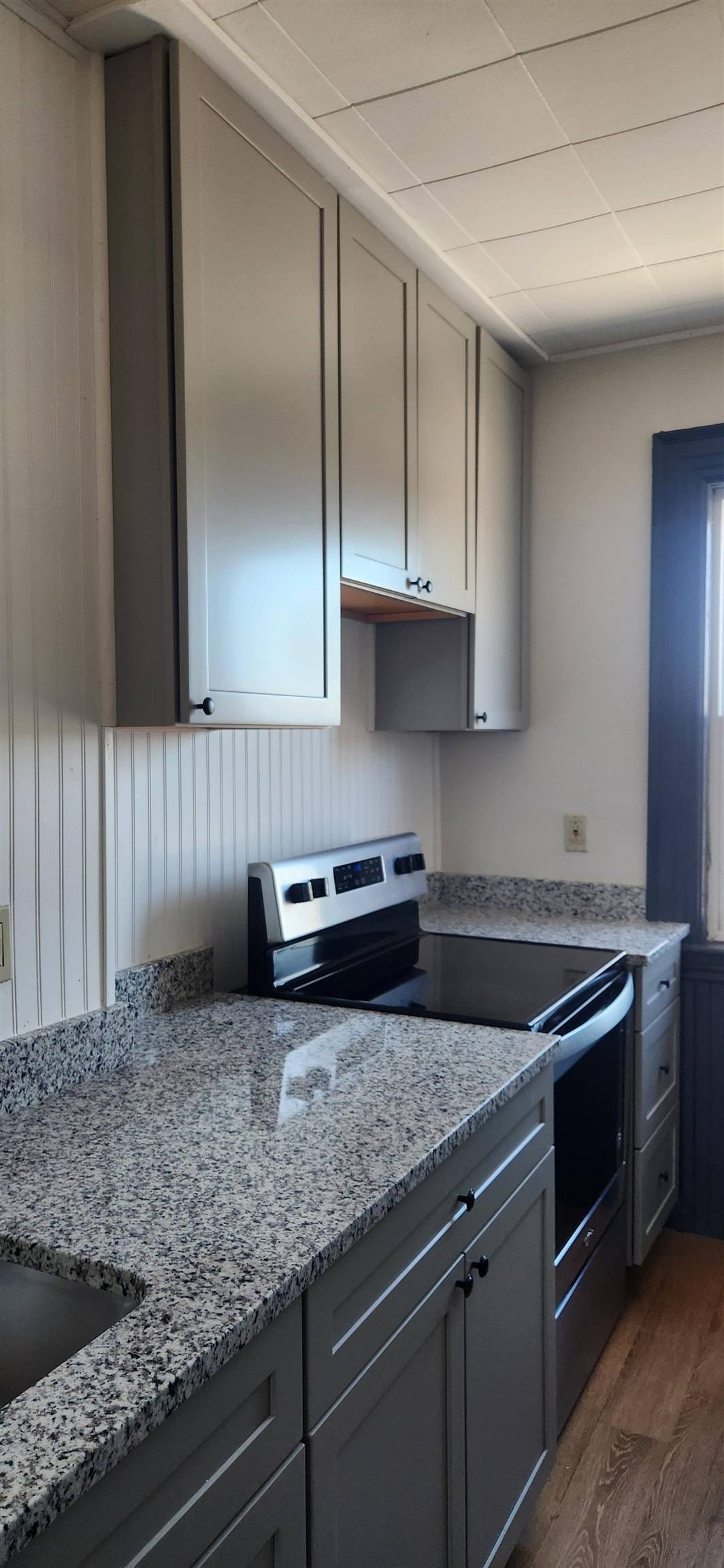 Manchester, NH 03103,68 Claremont AVE #3