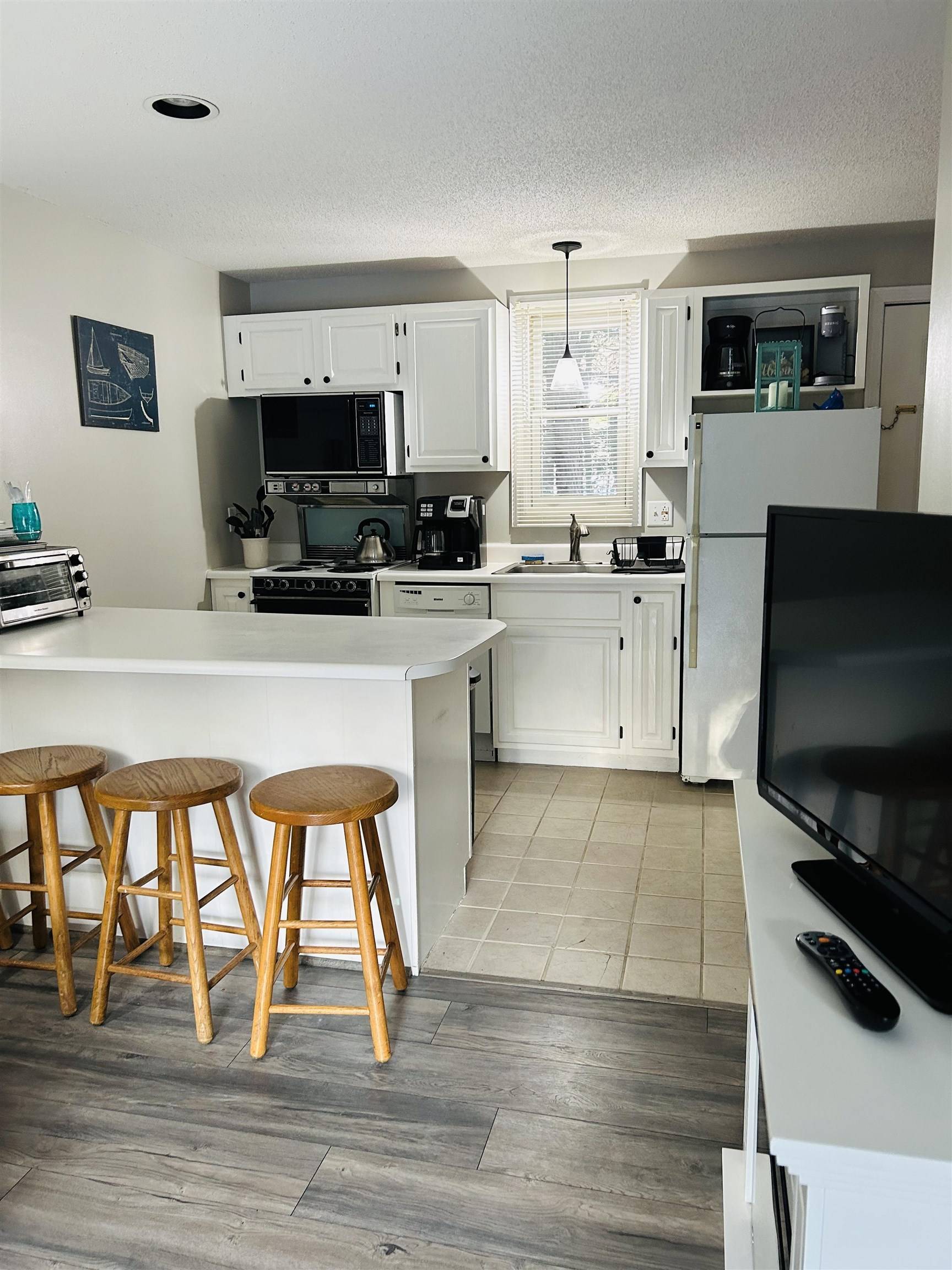 Gilford, NH 03249,118 Weirs RD #111
