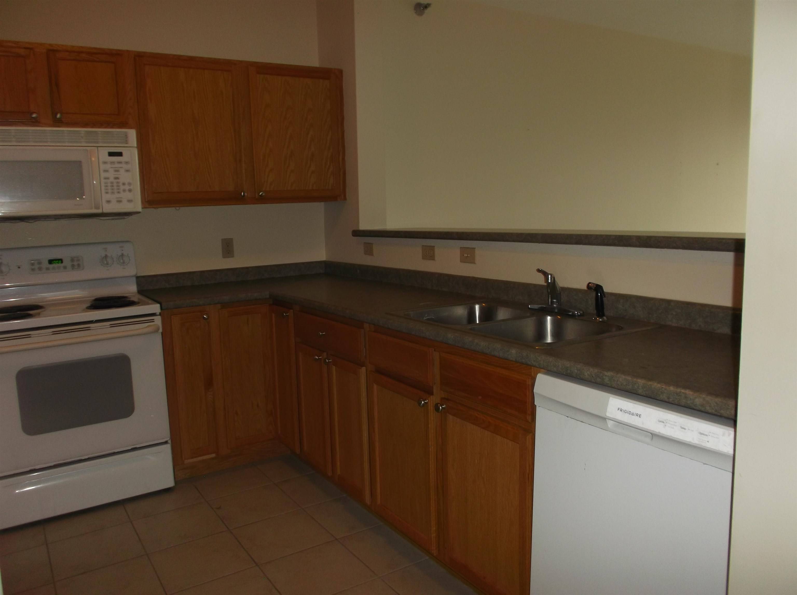South Burlington, VT 05403,370 Farrell DR #204