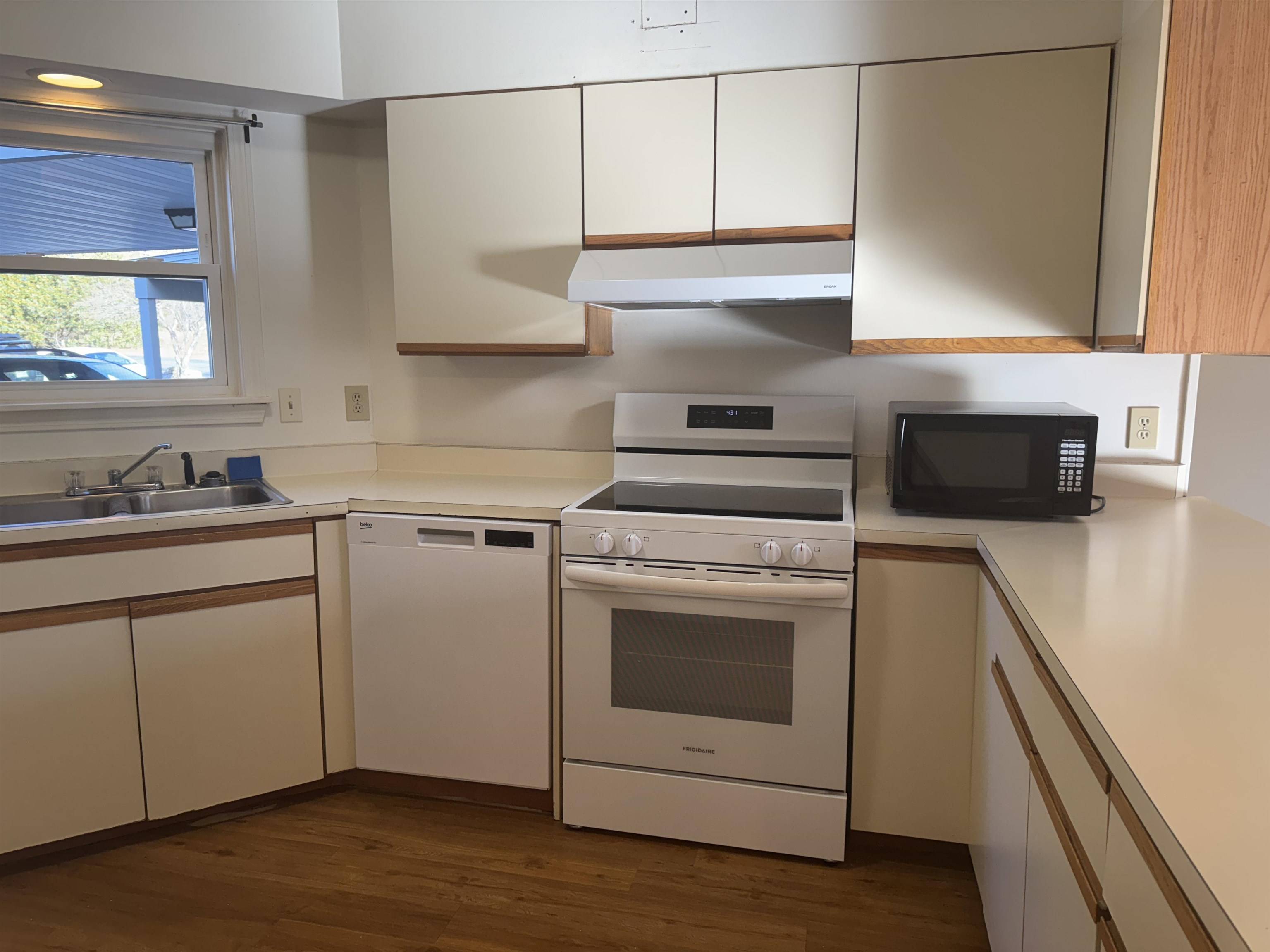Lebanon, NH 03766,40 Wolf RD #16