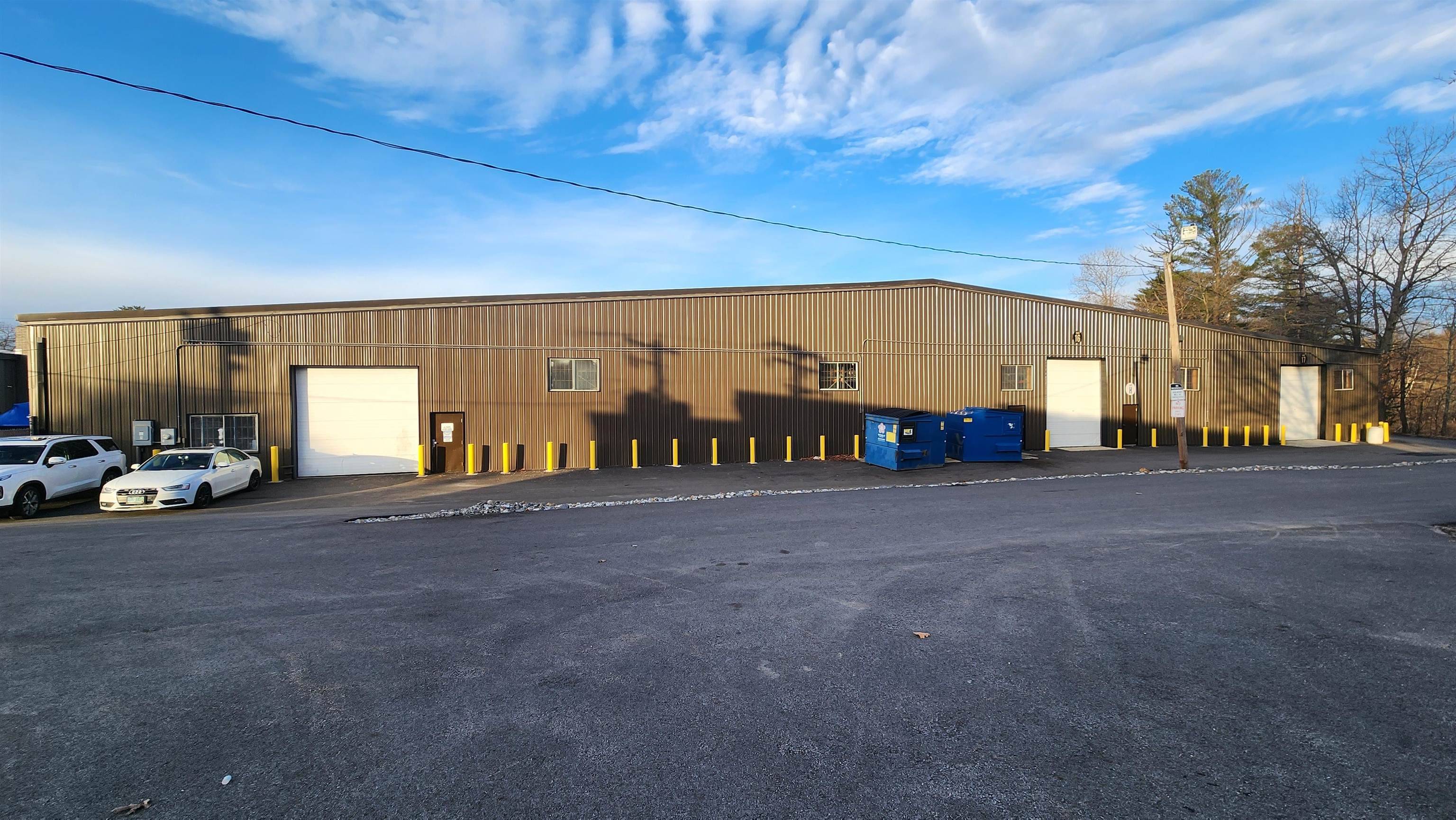 109-113 Hillside AVE Londonderry, NH 03053