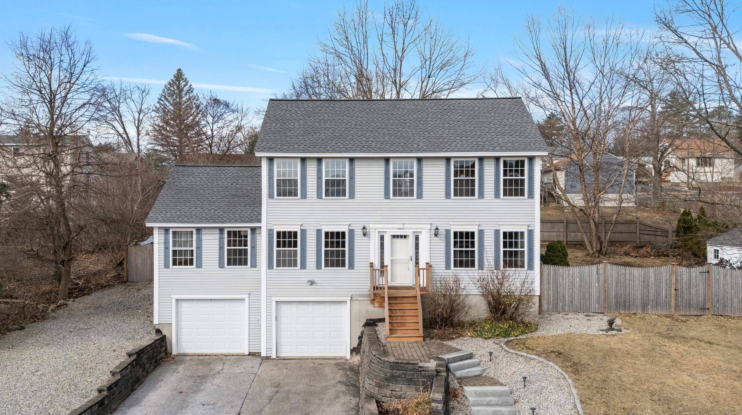 Manchester, NH 03104,126 Robinson ST