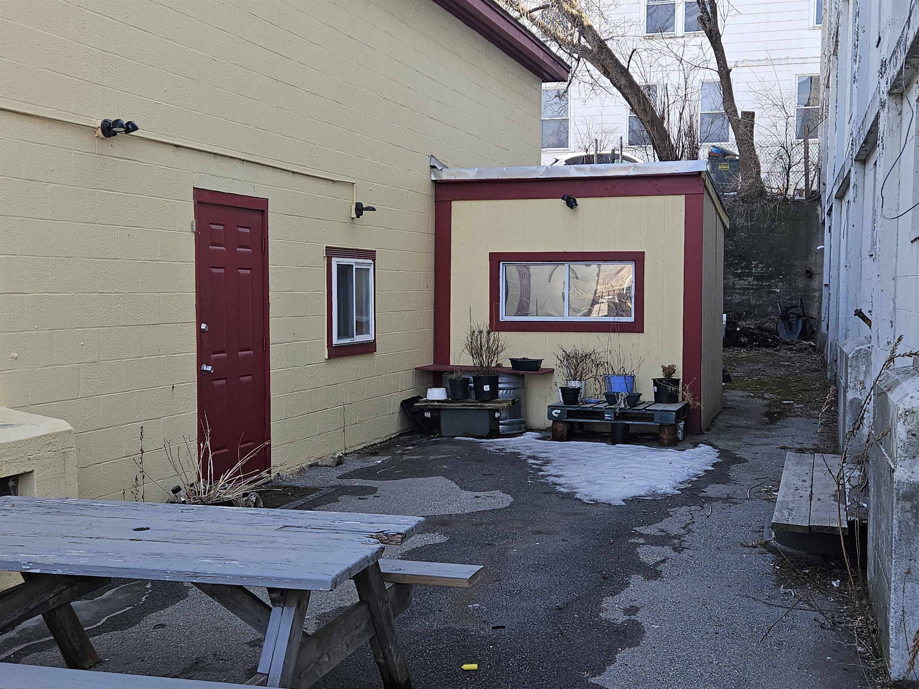 Lisbon, NH 03585,16 N Main ST