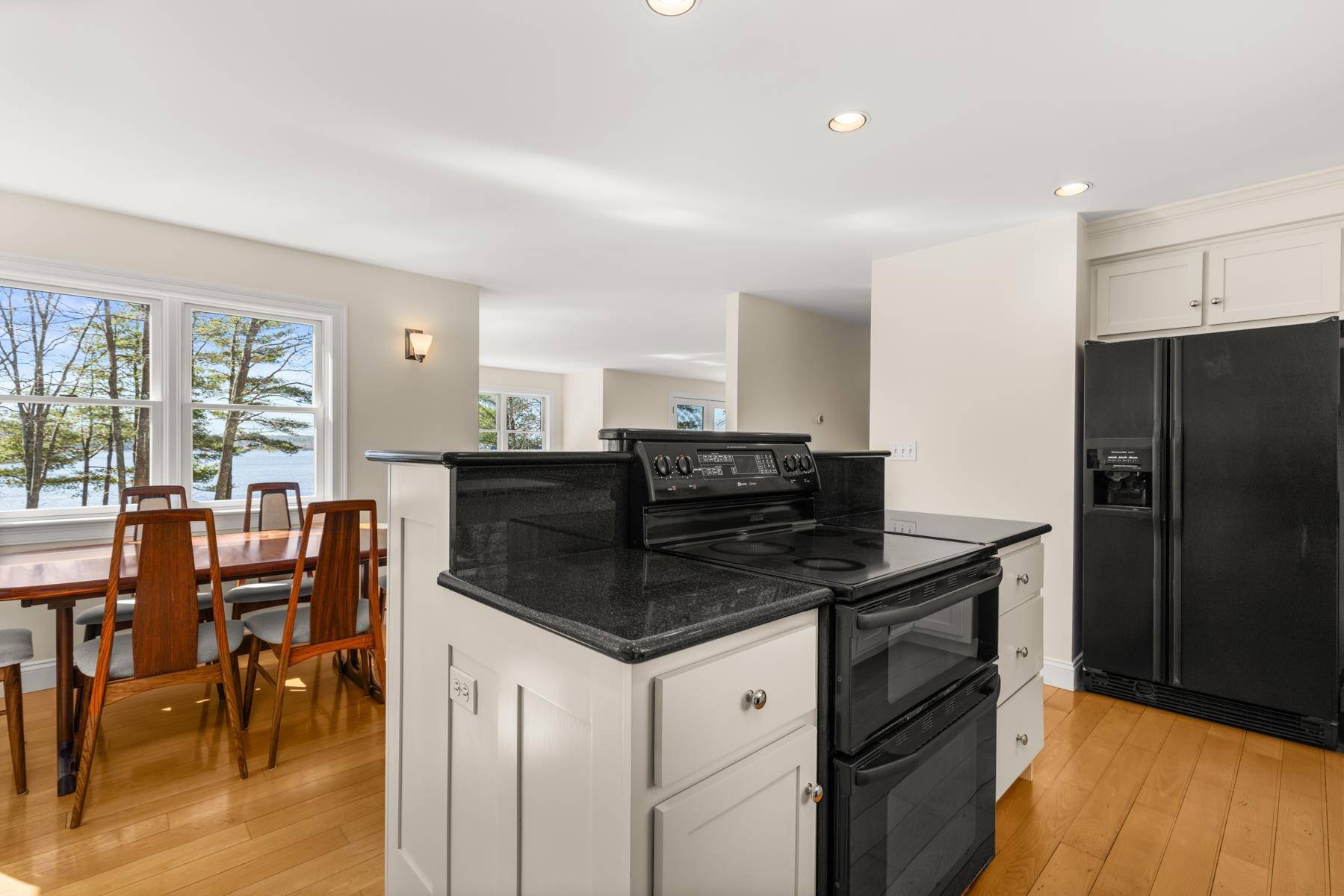 Eliot, ME 03903,36 Wisteria LN