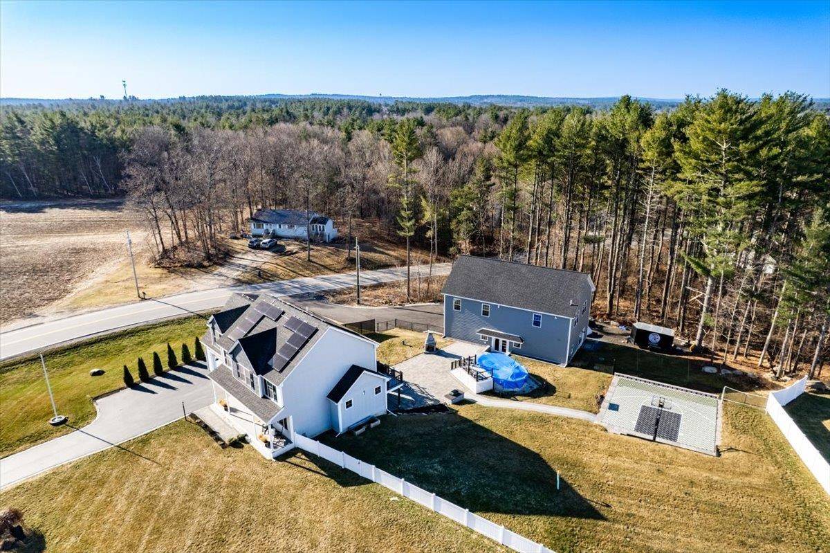 Londonderry, NH 03053,1 Nettie WAY