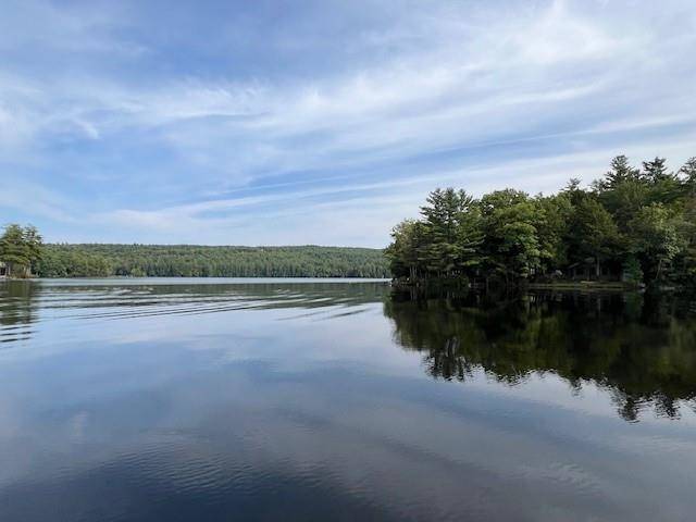Weare, NH 03281,75 Winter RD