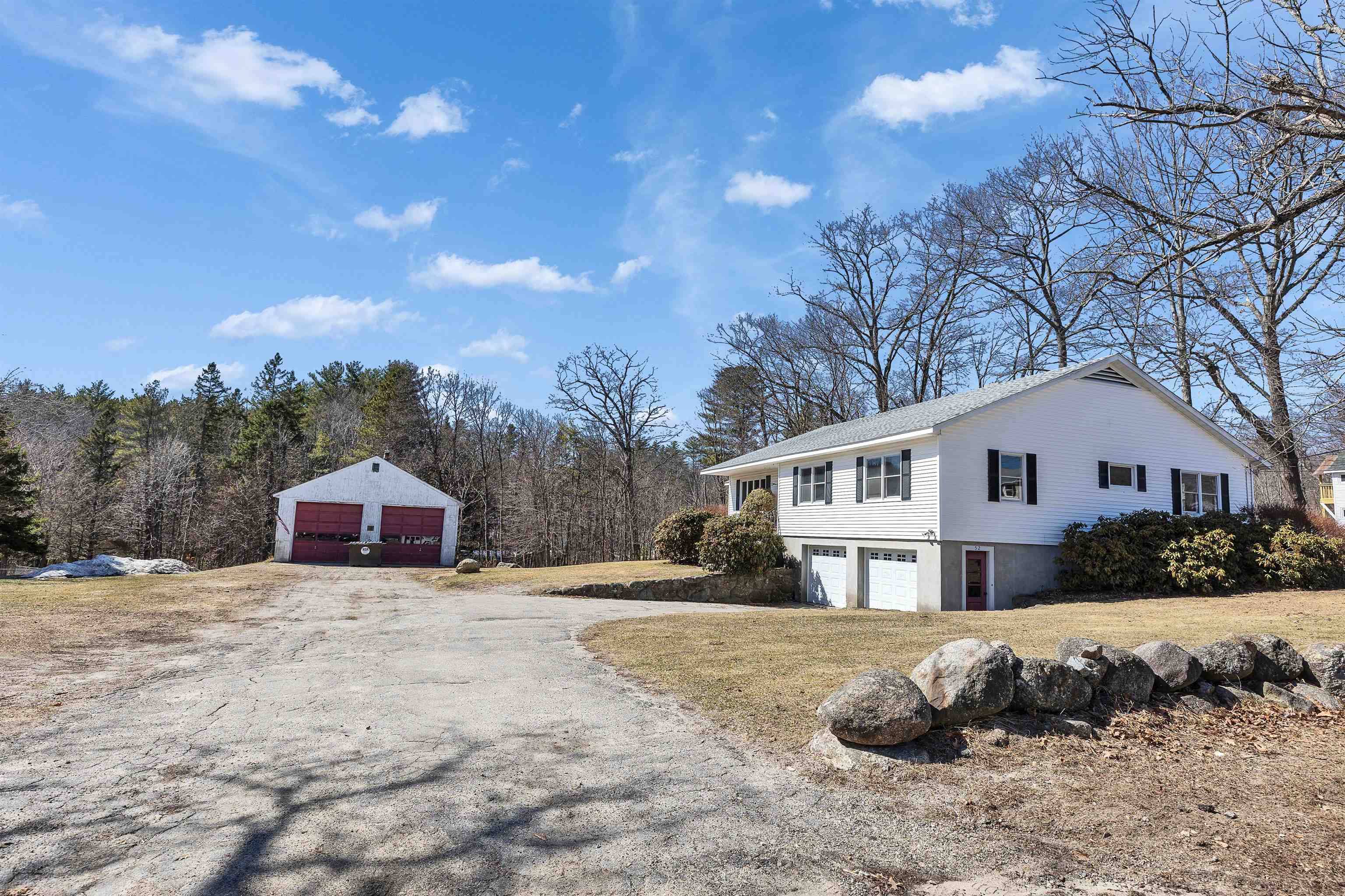 Hillsborough, NH 03244,52 Church ST