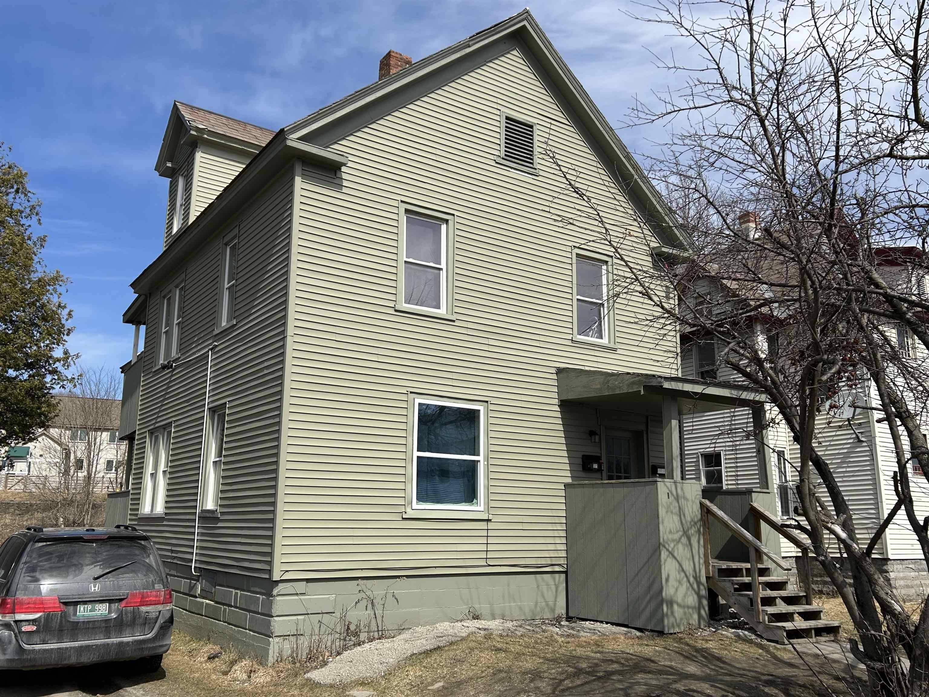 Rutland City, VT 05701,11 Clover ST