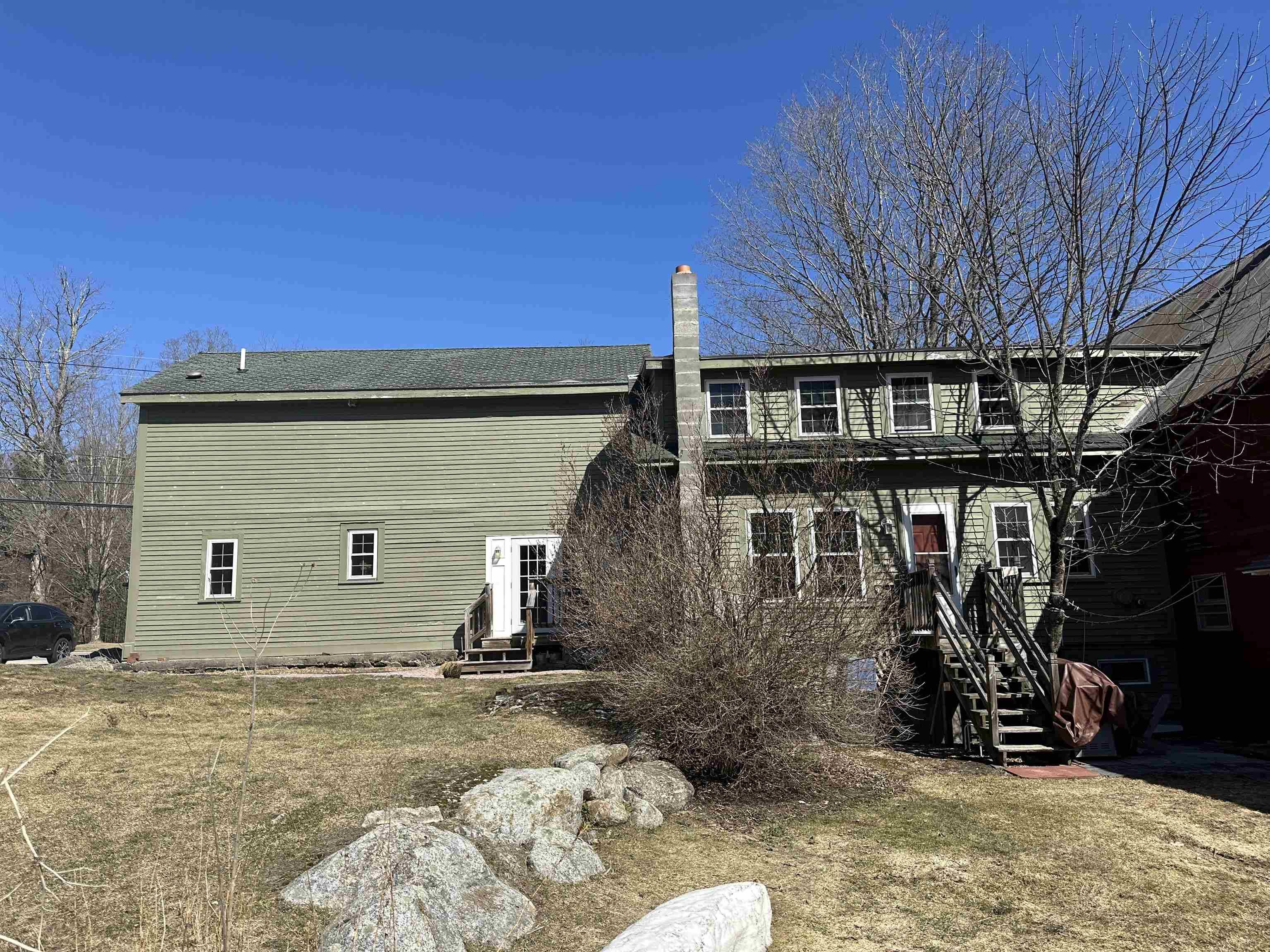 Hillsborough, NH 03244,298 Second NH TPKE