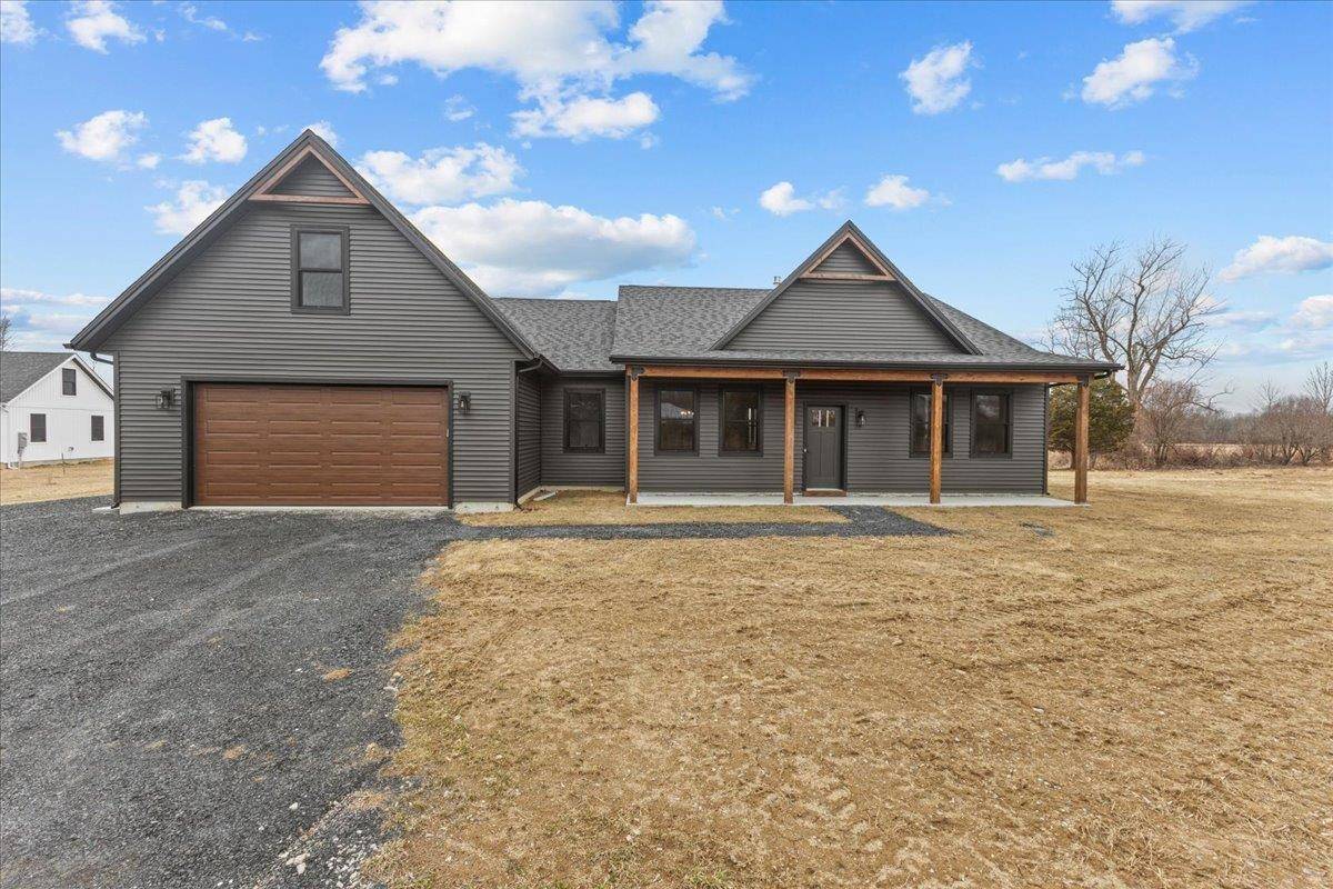 Grand Isle, VT 05458,84 East Olive ST #3