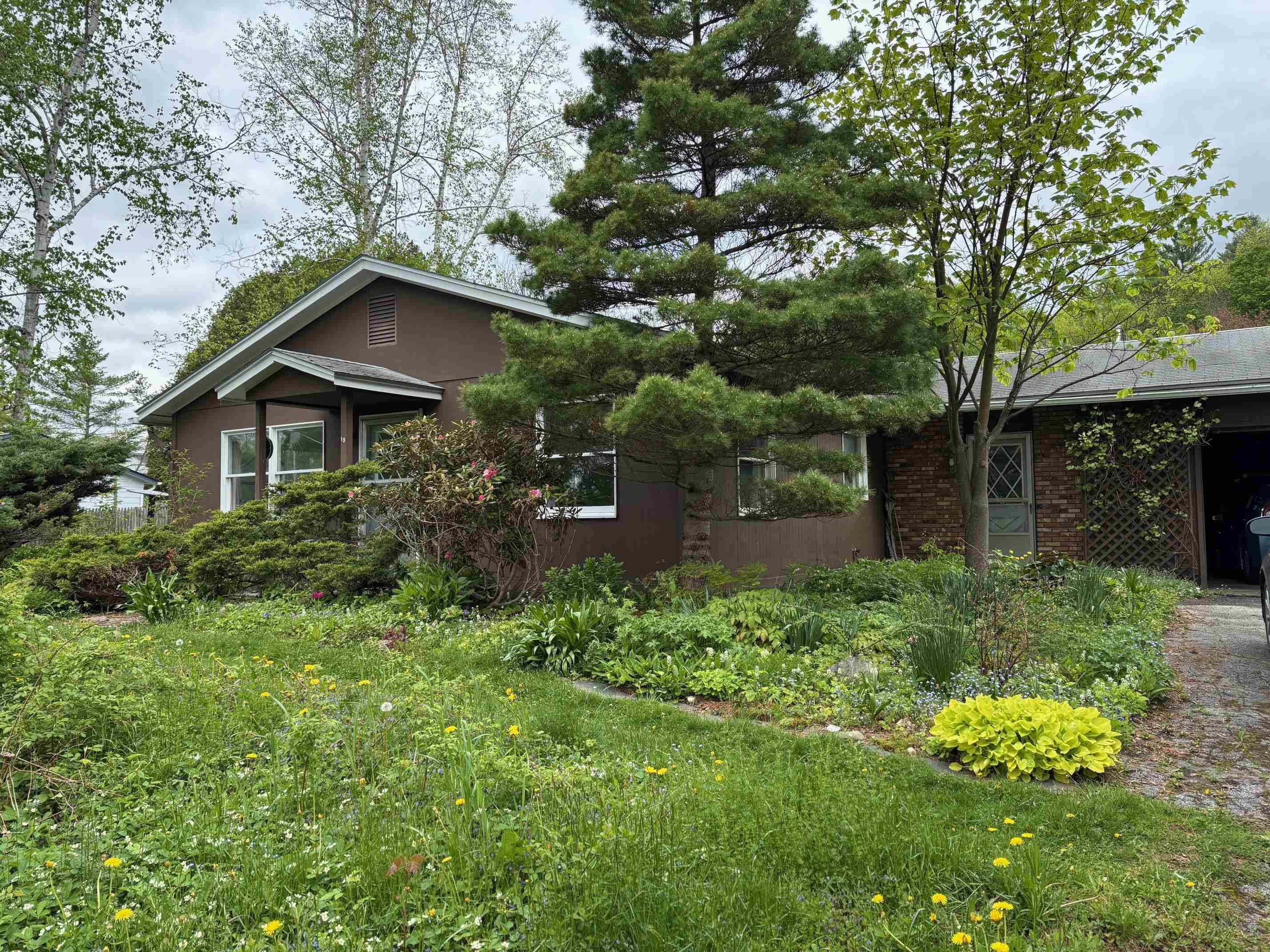 Montpelier, VT 05602,19 Phillips RD