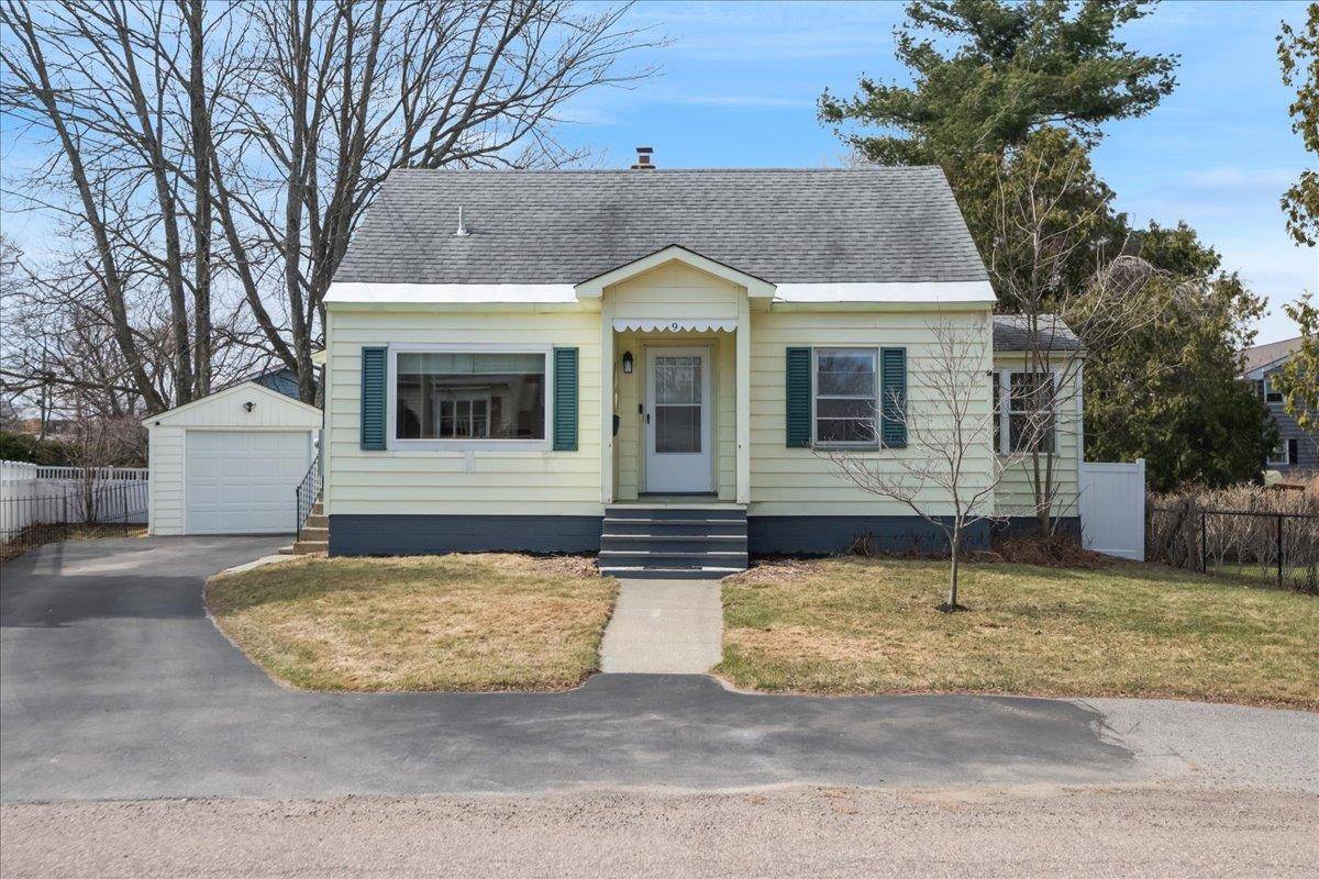 South Burlington, VT 05403,9 Heath ST