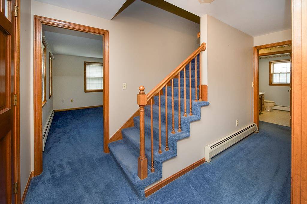 Plaistow, NH 03865,218 Oak Ridge RD