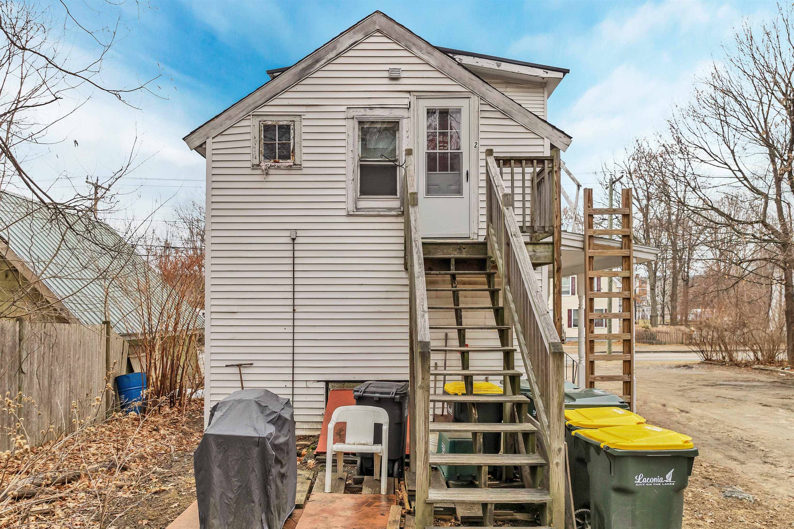 Laconia, NH 03246,106 Messer ST
