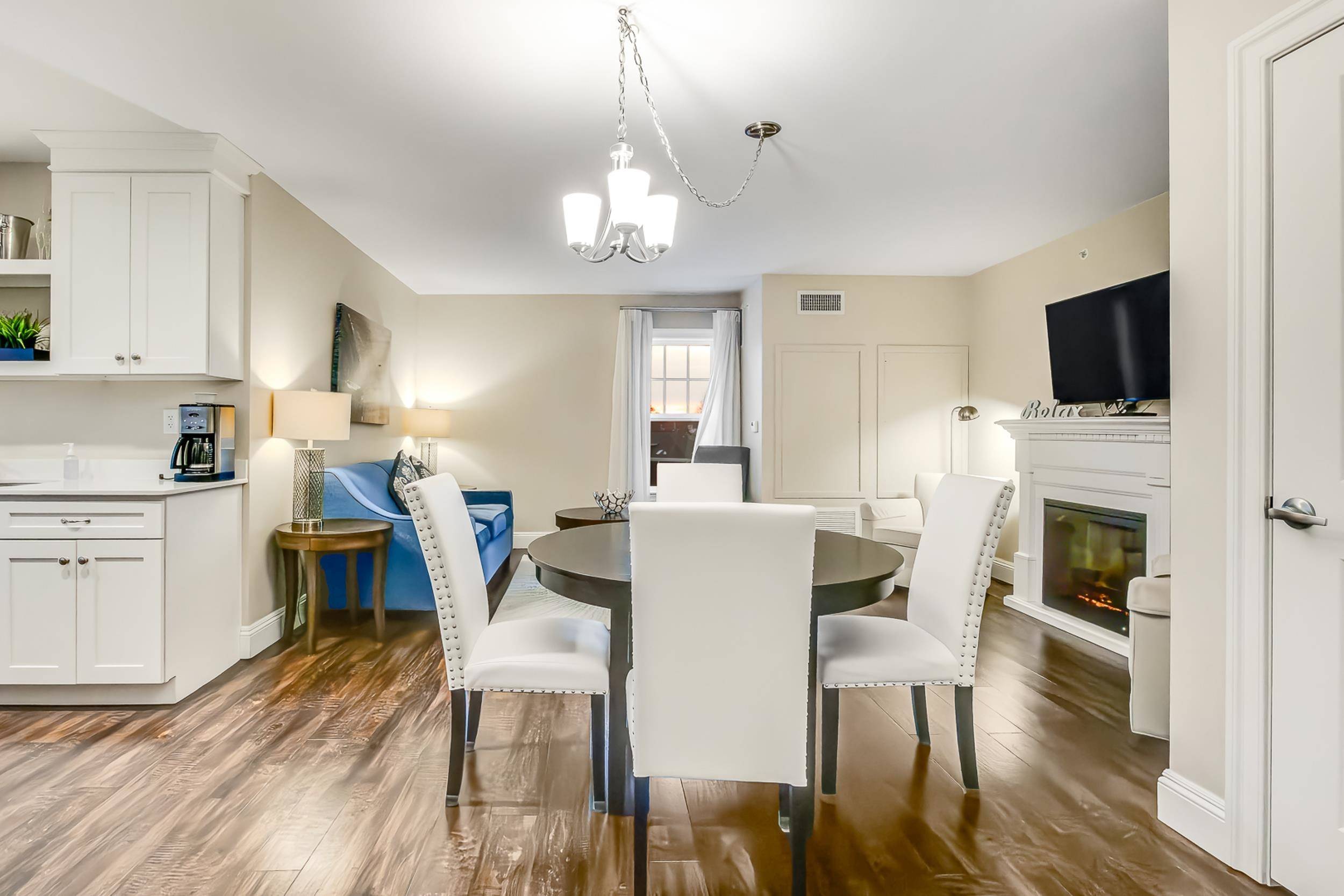 York, ME 03909,1 Ocean AVE #402/404 Fraction 4