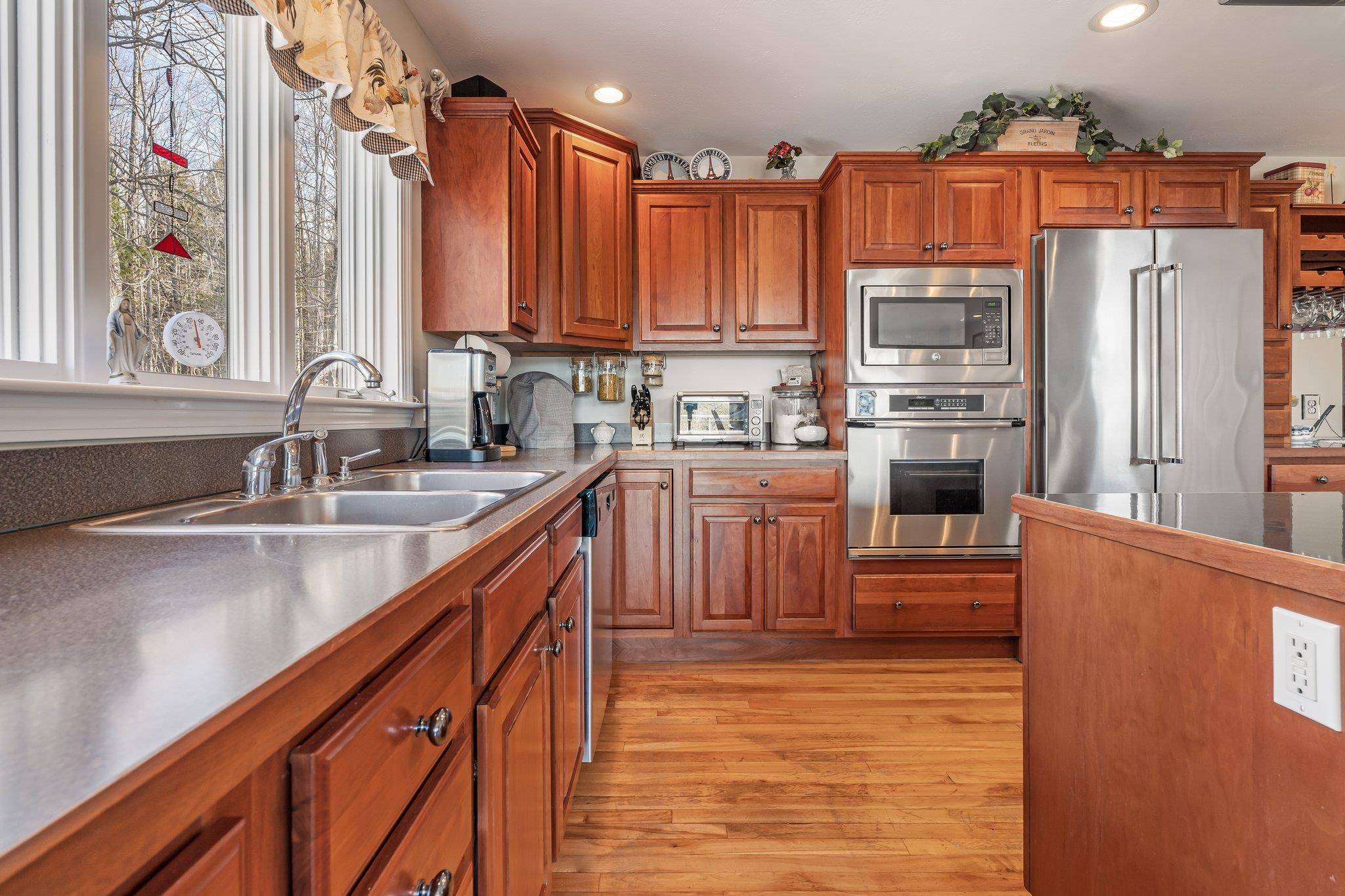 Warner, NH 03278,808 Kearsarge Mountain RD