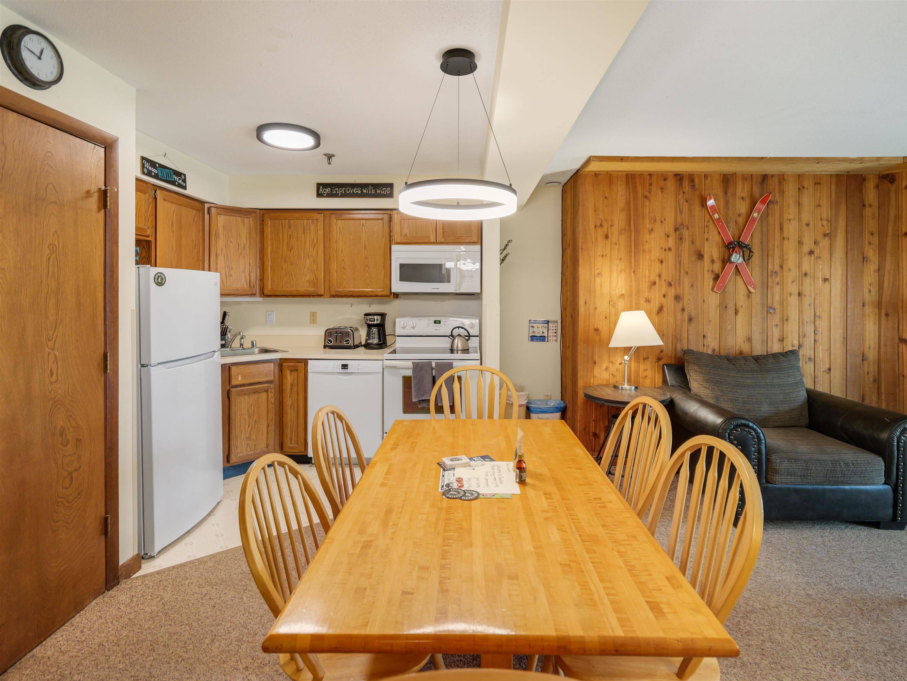 Killington, VT 05751,133 East Mountain RD #3A13