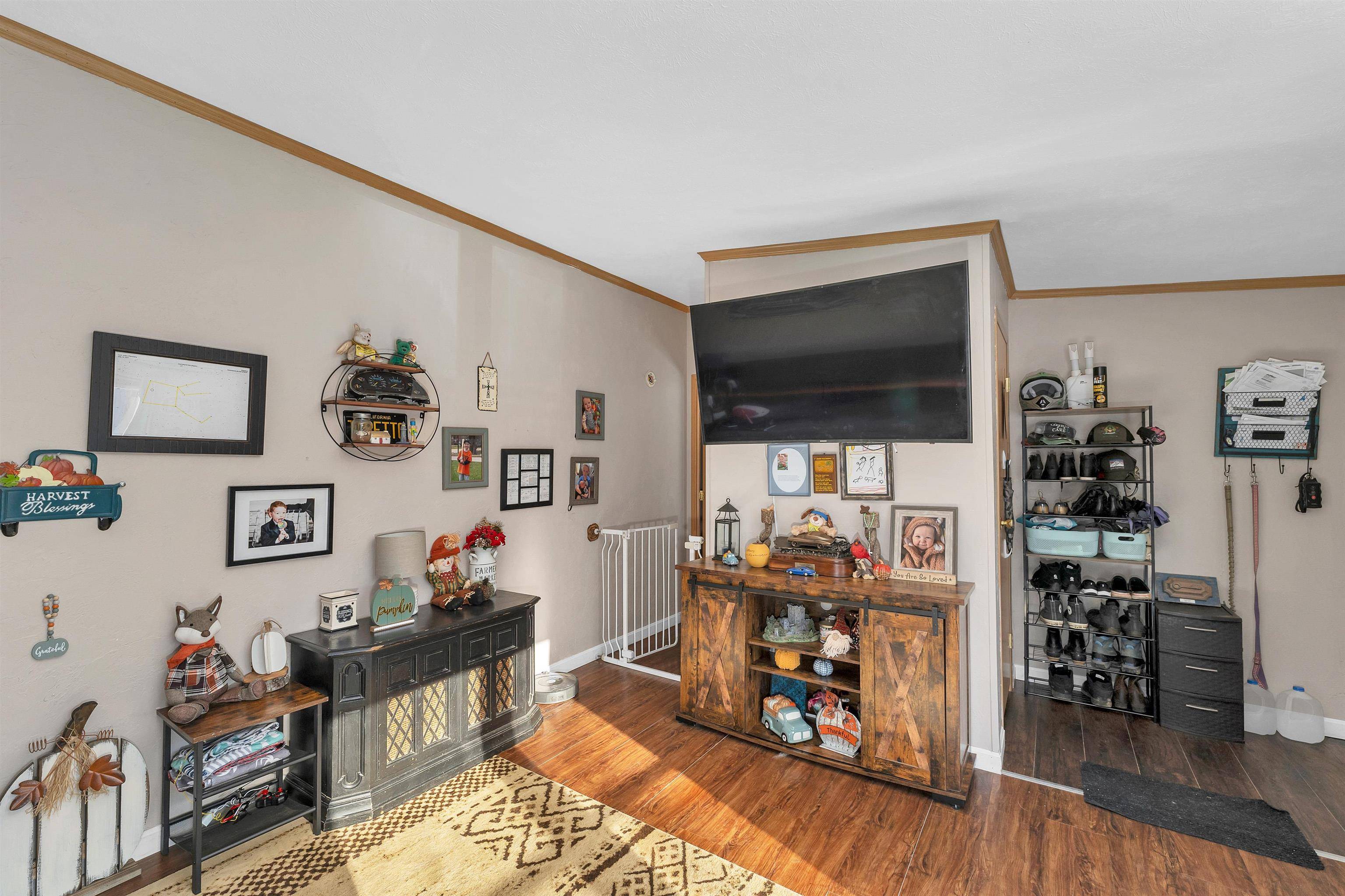 74 Jesus Valley RD Alton, NH 03810