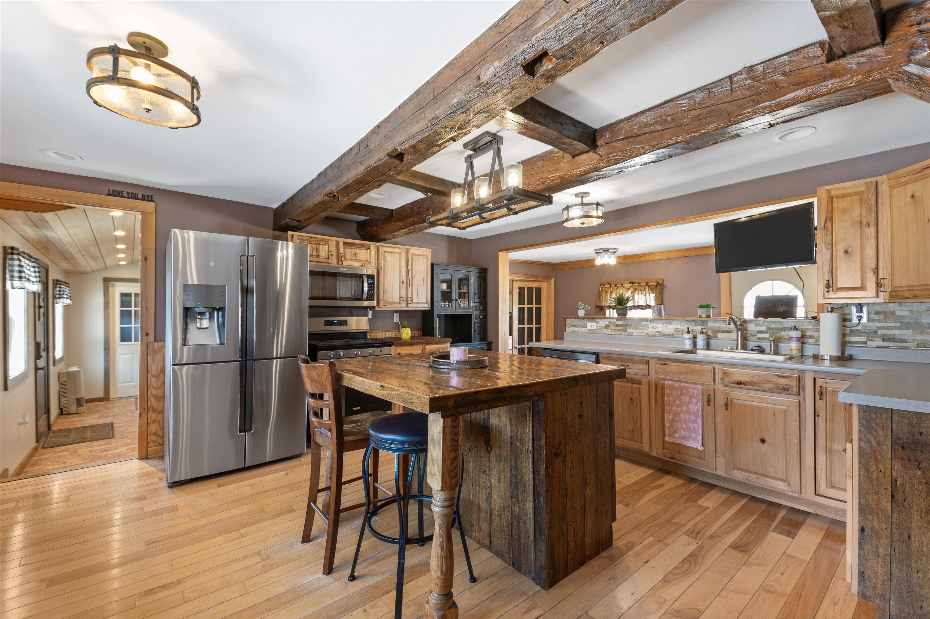 Colebrook, NH 03576,21 Bungy RD