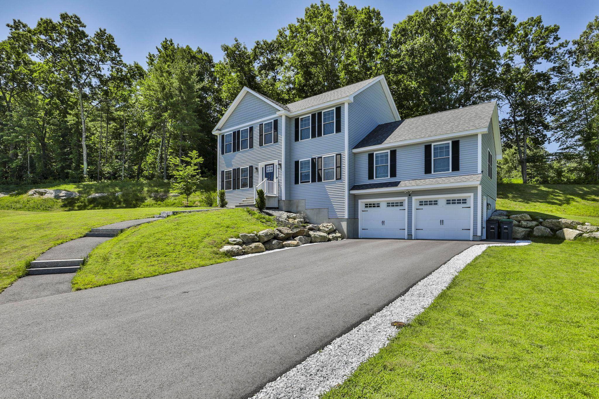 Hooksett, NH 03106,38 Marigold WAY