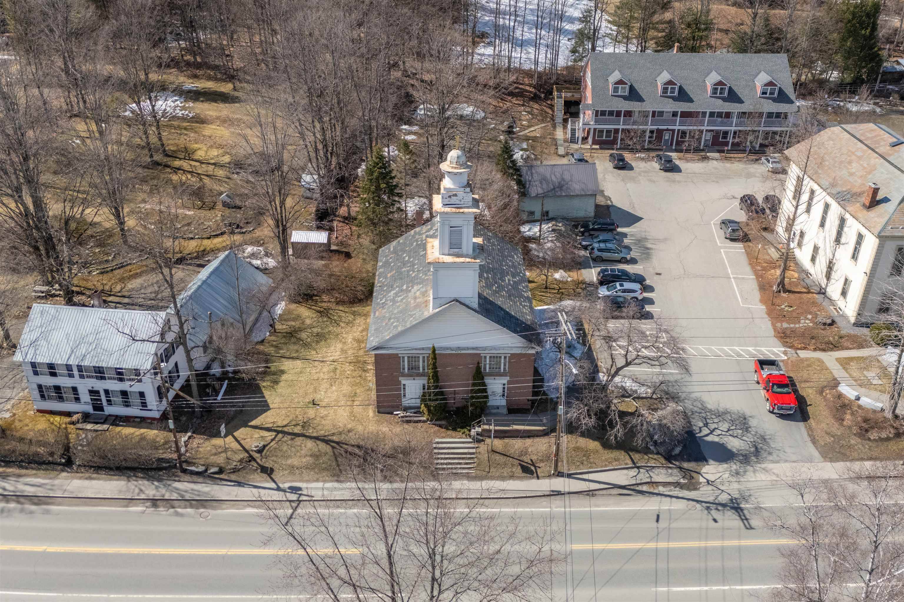 Putney, VT 05346,123 Main ST