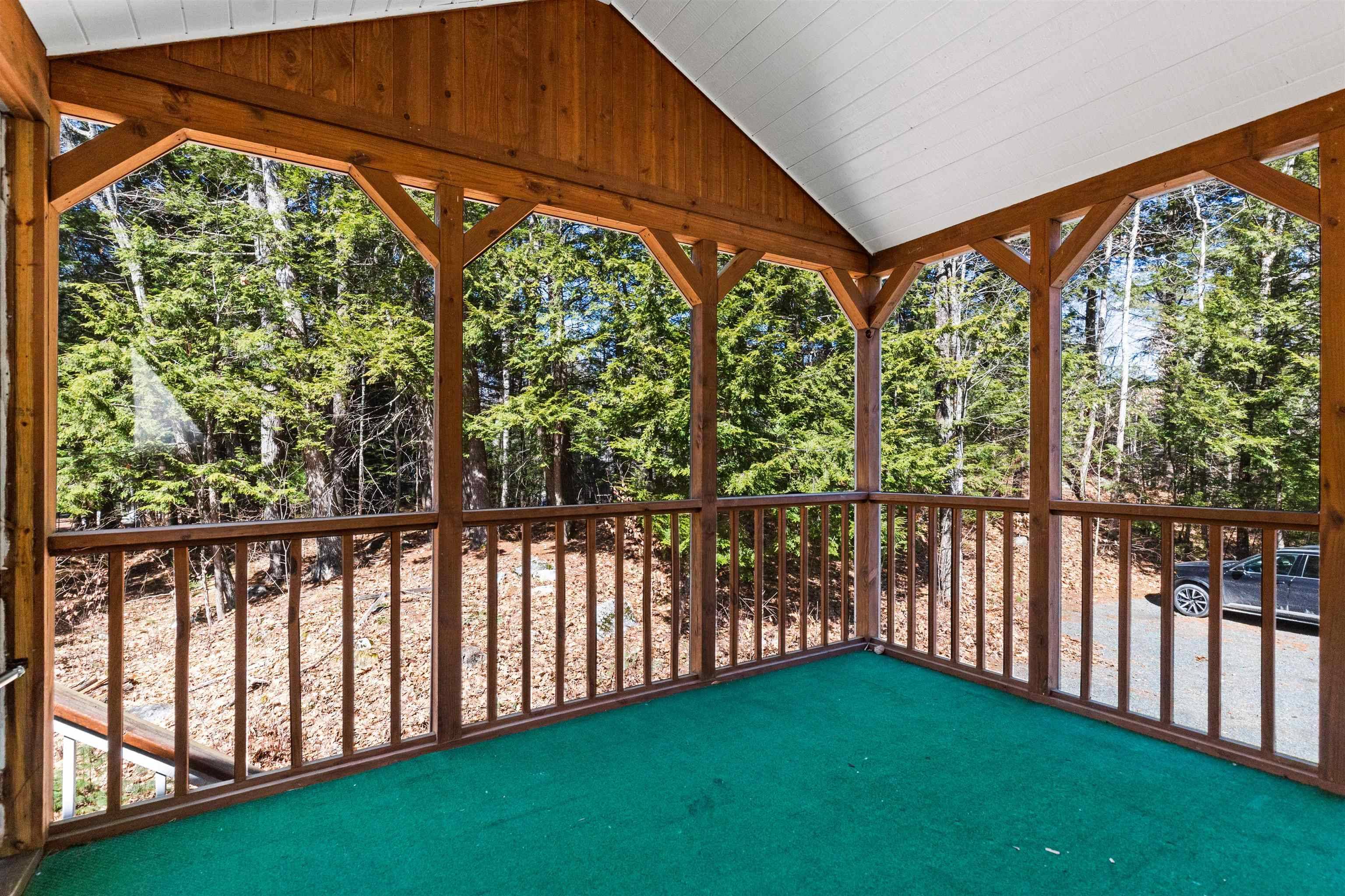 32 Lucerne ST Moultonborough, NH 03254
