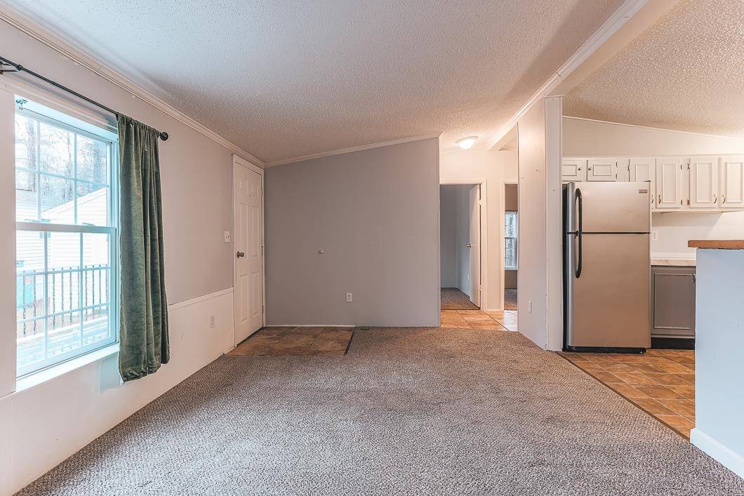 Merrimack, NH 03054,26 Garnet LN