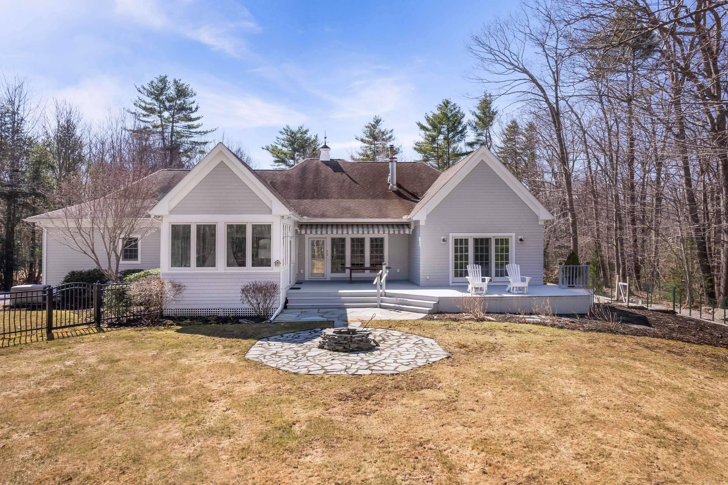 York, ME 03902,4 Forest Hill LN
