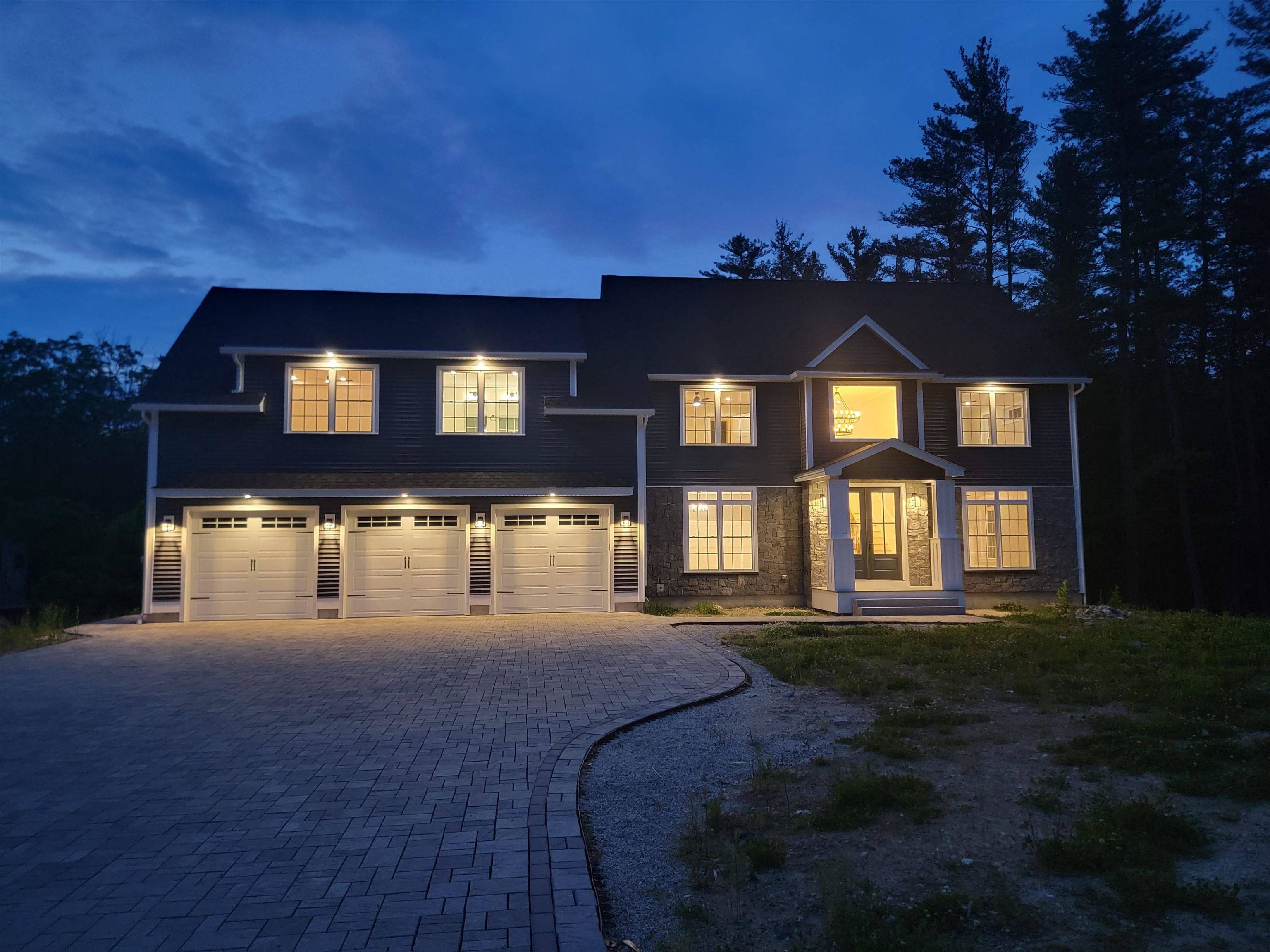 Dover, NH 03820,12 Zeland DR