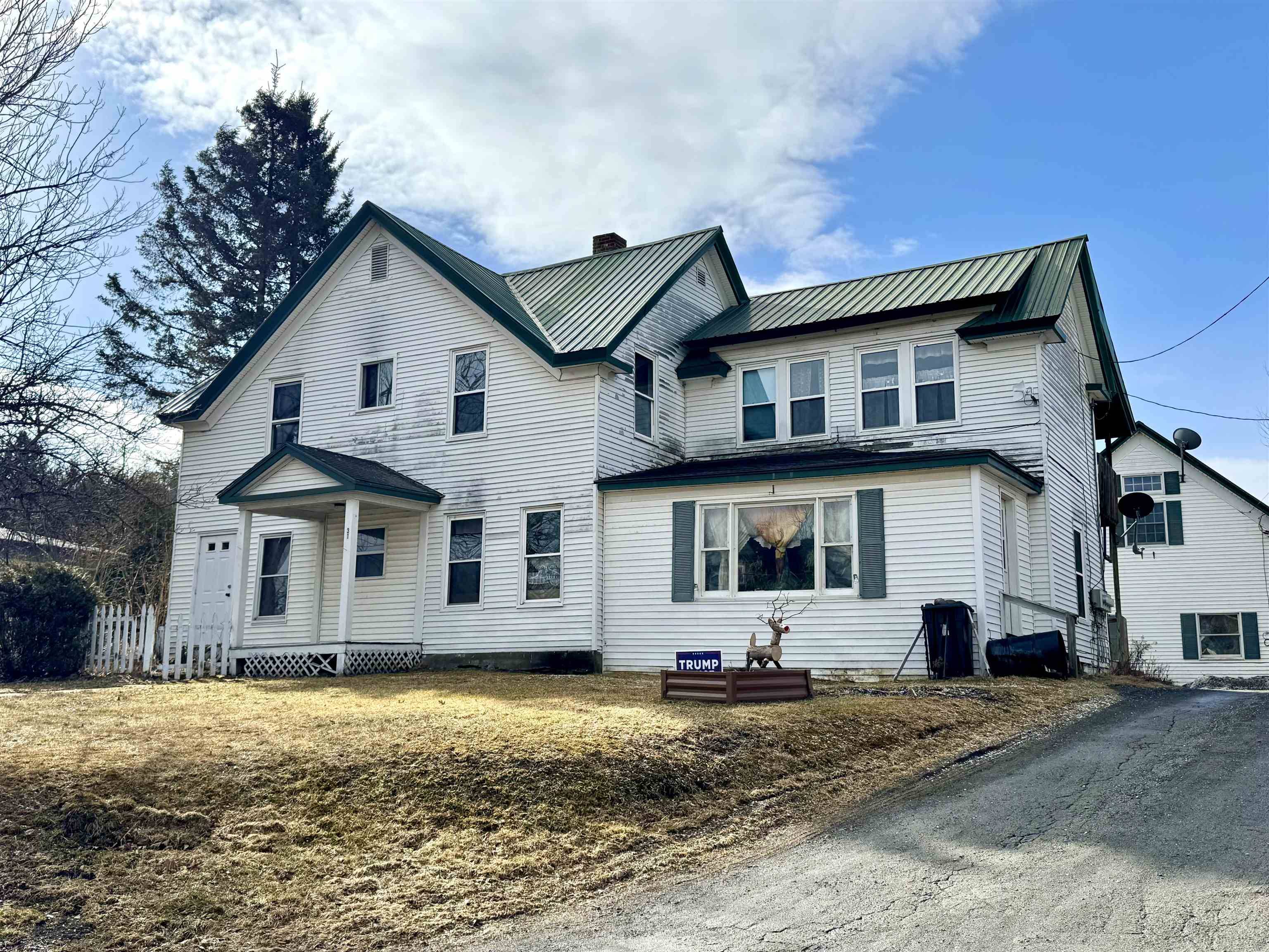 Colebrook, NH 03576,31 & 33 Colby ST