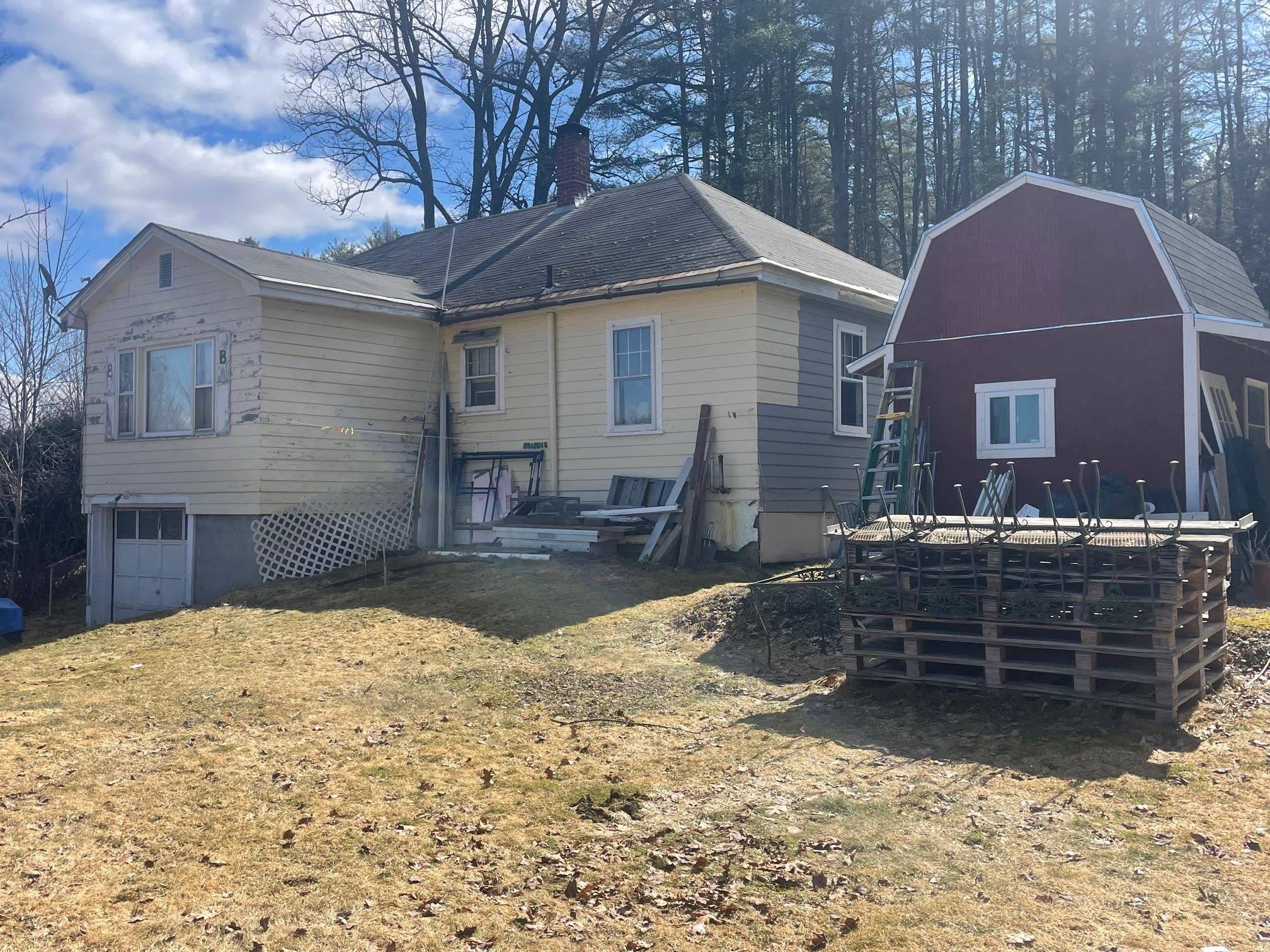 Newbury, VT 05081,4483 Leighton Hill RD