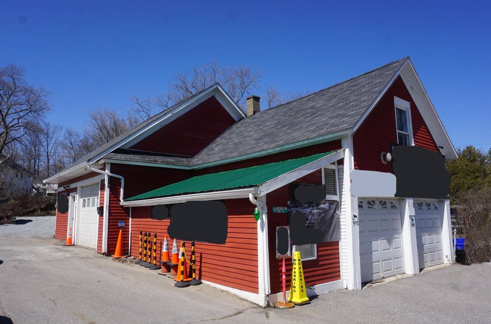 Essex Junction, VT 05452,16-18 Lincoln ST