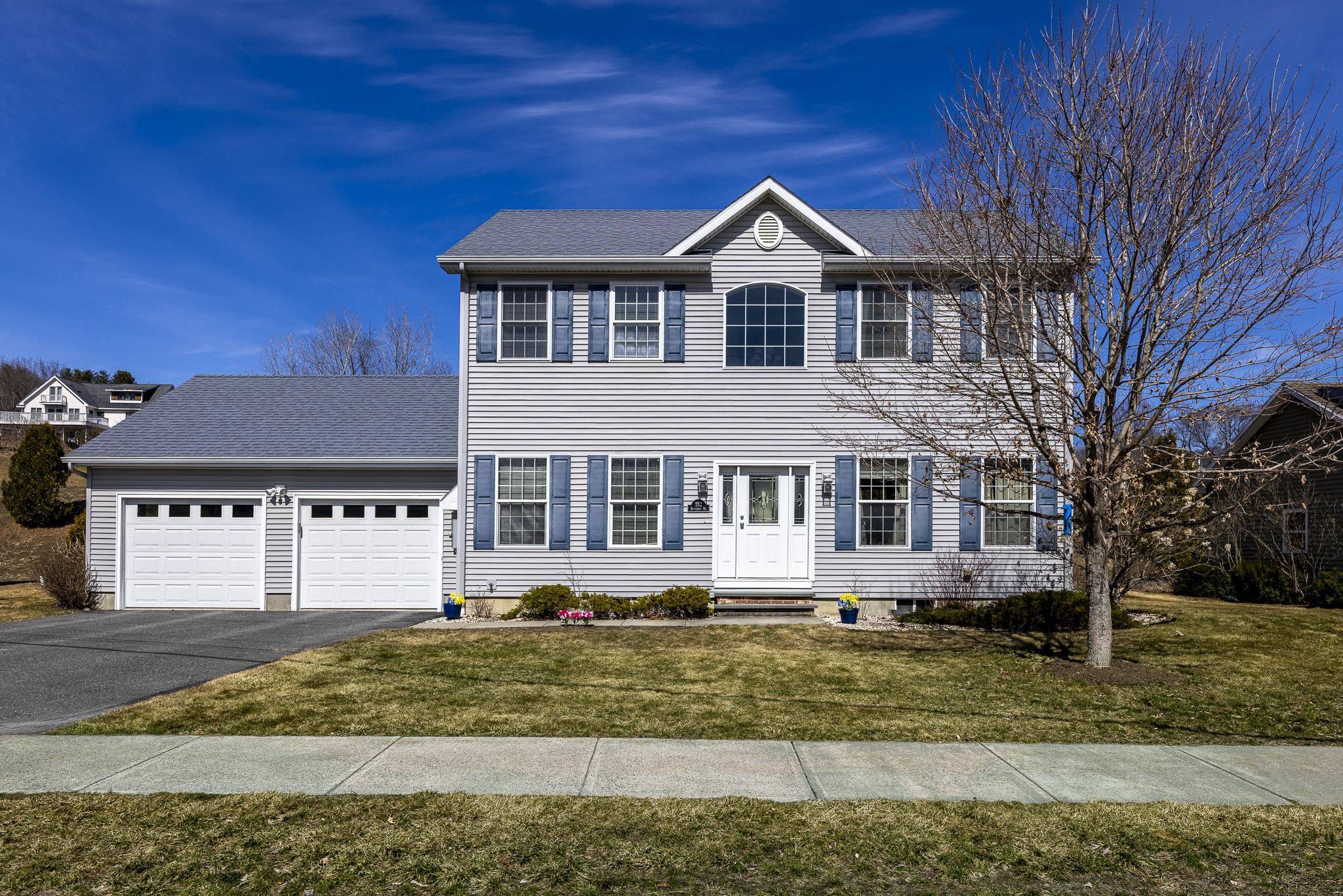 Hartford, VT 05001,252 Butternut RD