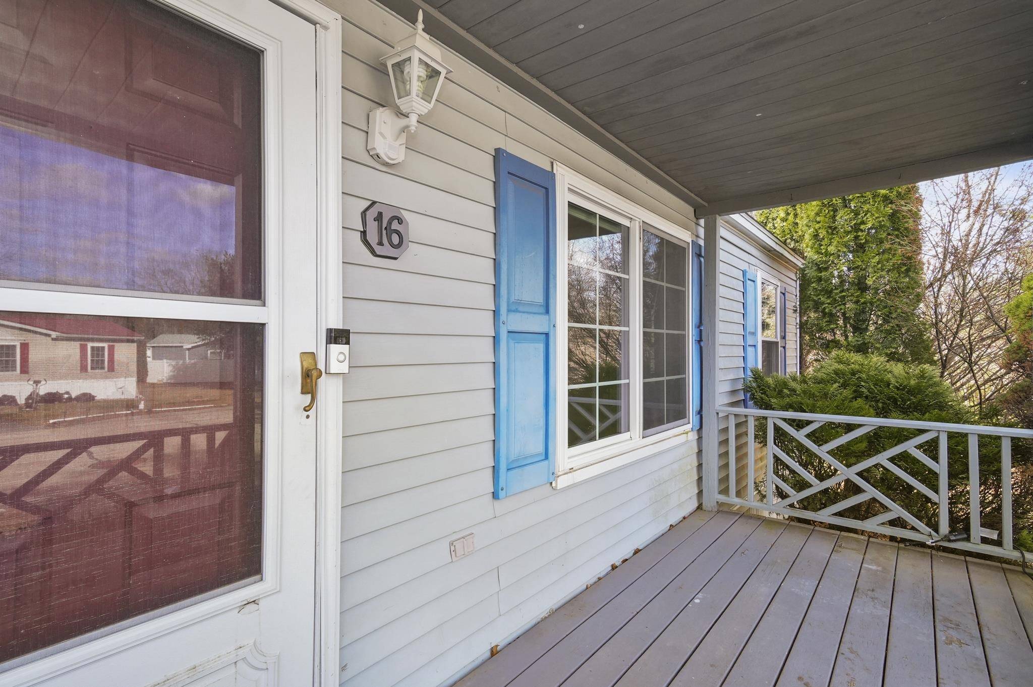 Dover, NH 03820,16 Morgan WAY